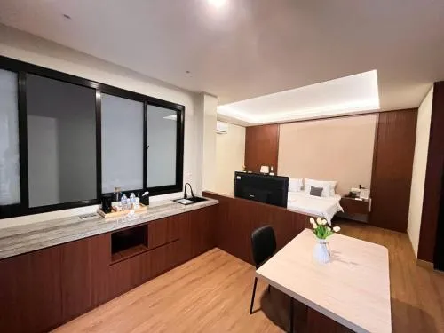 M-LIVIN Hotel