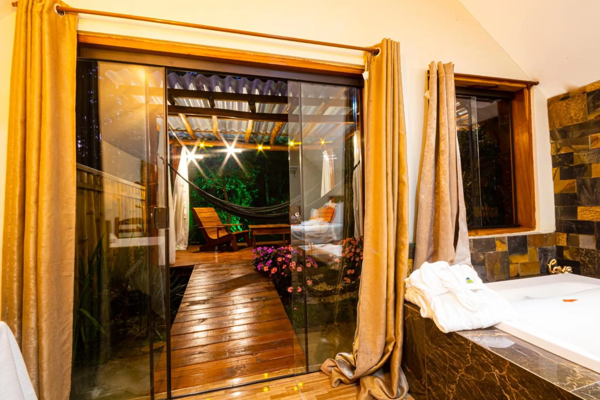 Bed in Pousada Chale Luiz