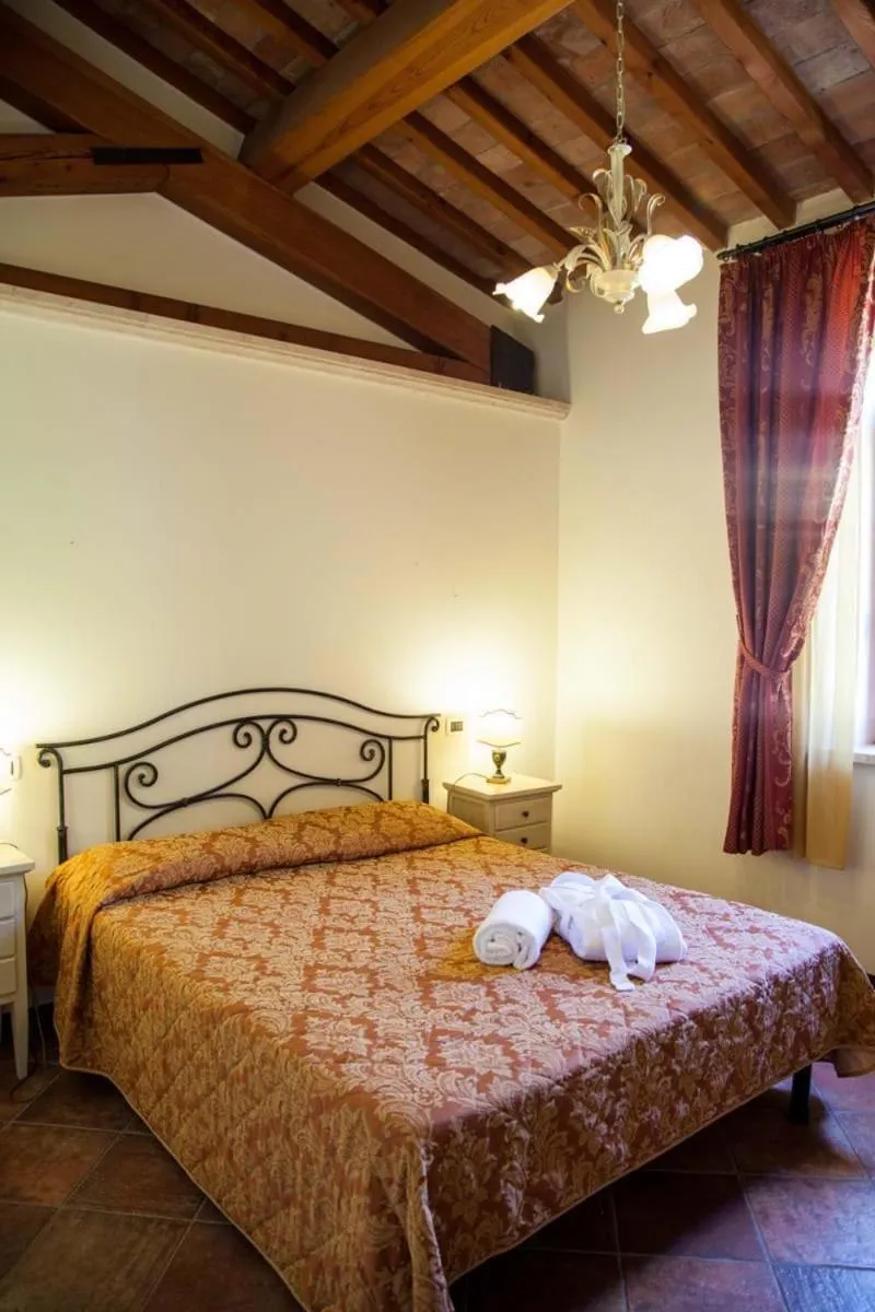 Bedroom, Bed in Villa Borri