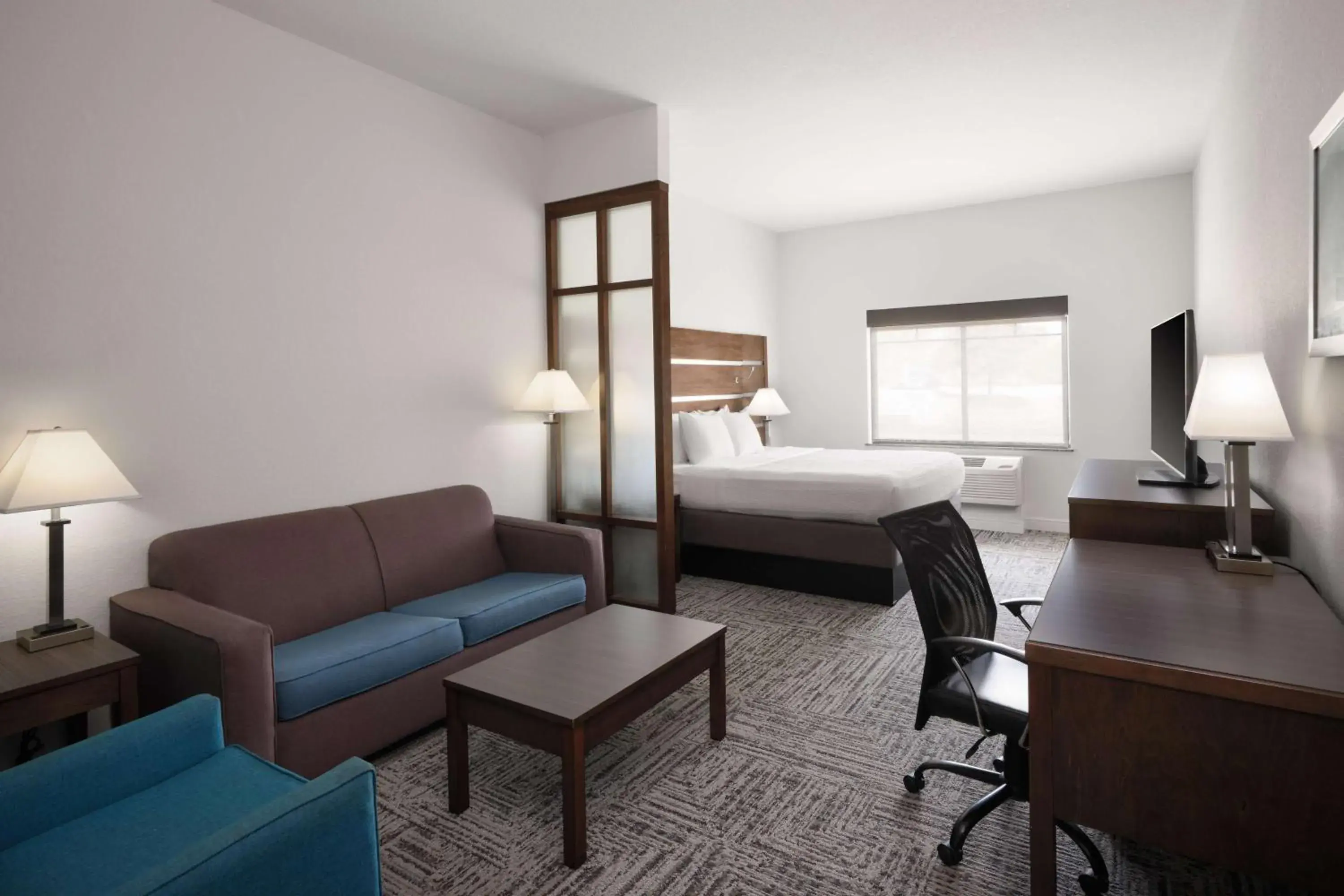 Photo of the whole room, Bed in Best Western Plus College Station Inn & Suites Photo of the whole room, Bed in Best Western Plus College Station Inn & Suites