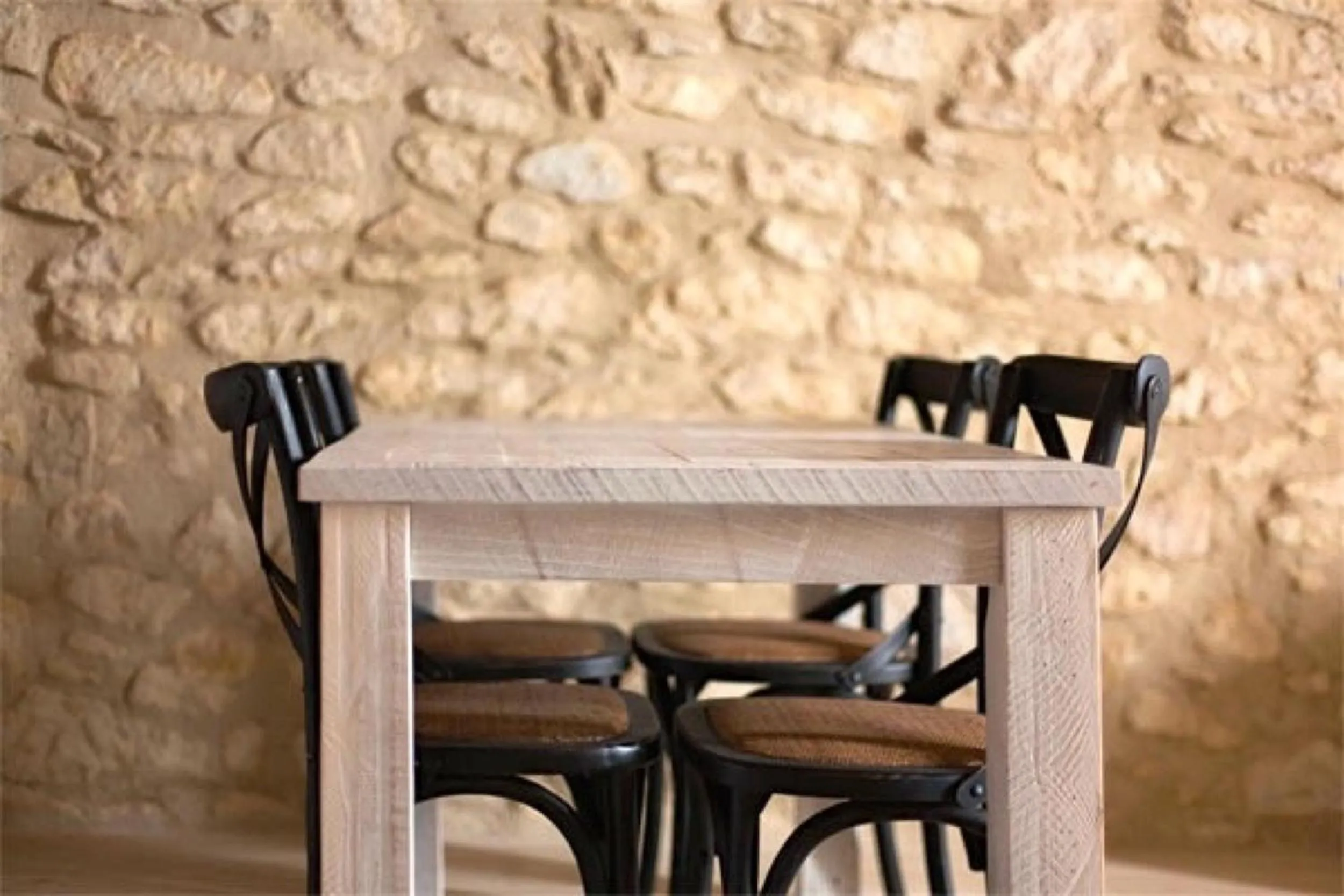 Dining area in Petit Pals