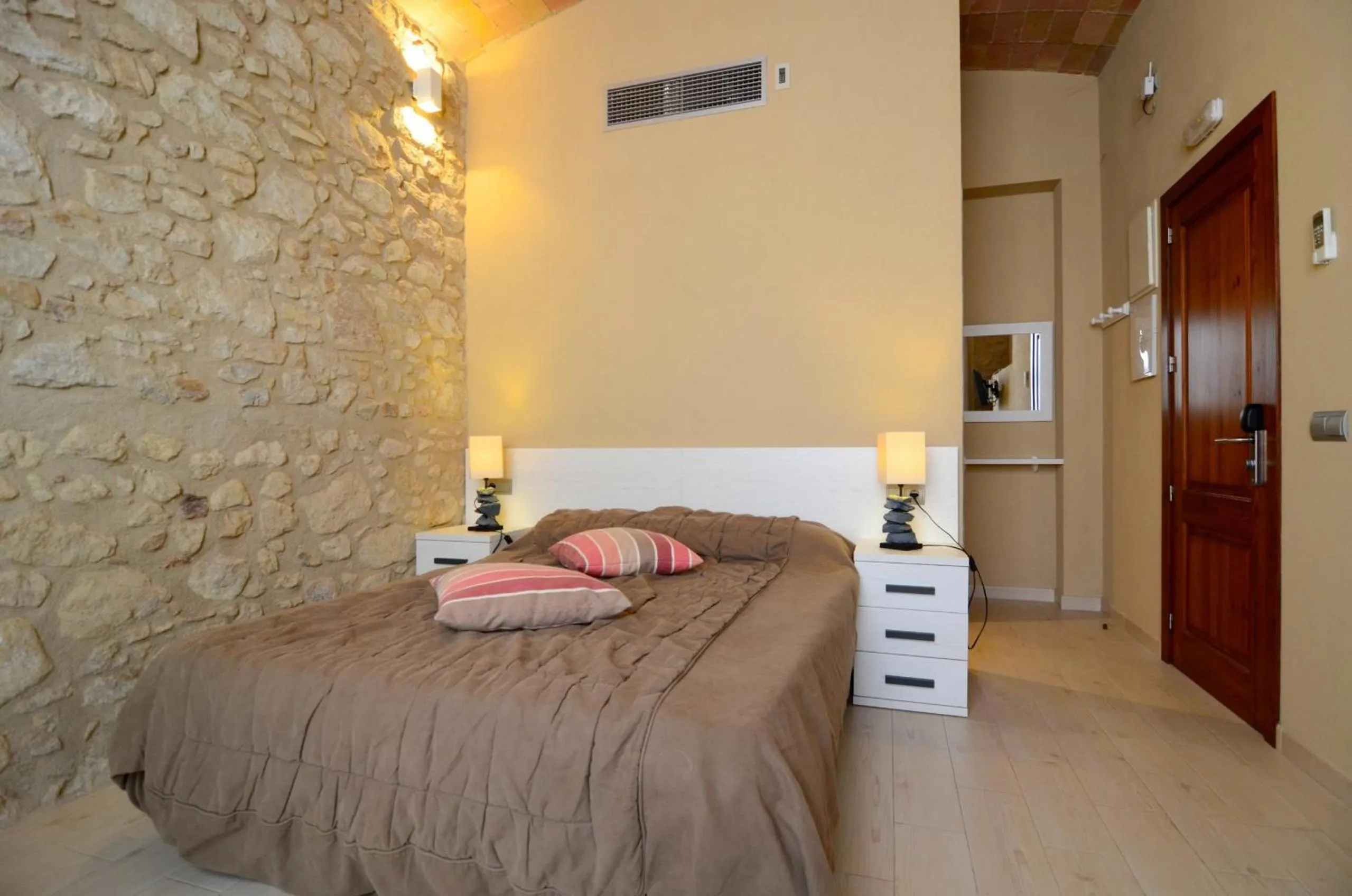 Other, Bed in Petit Pals