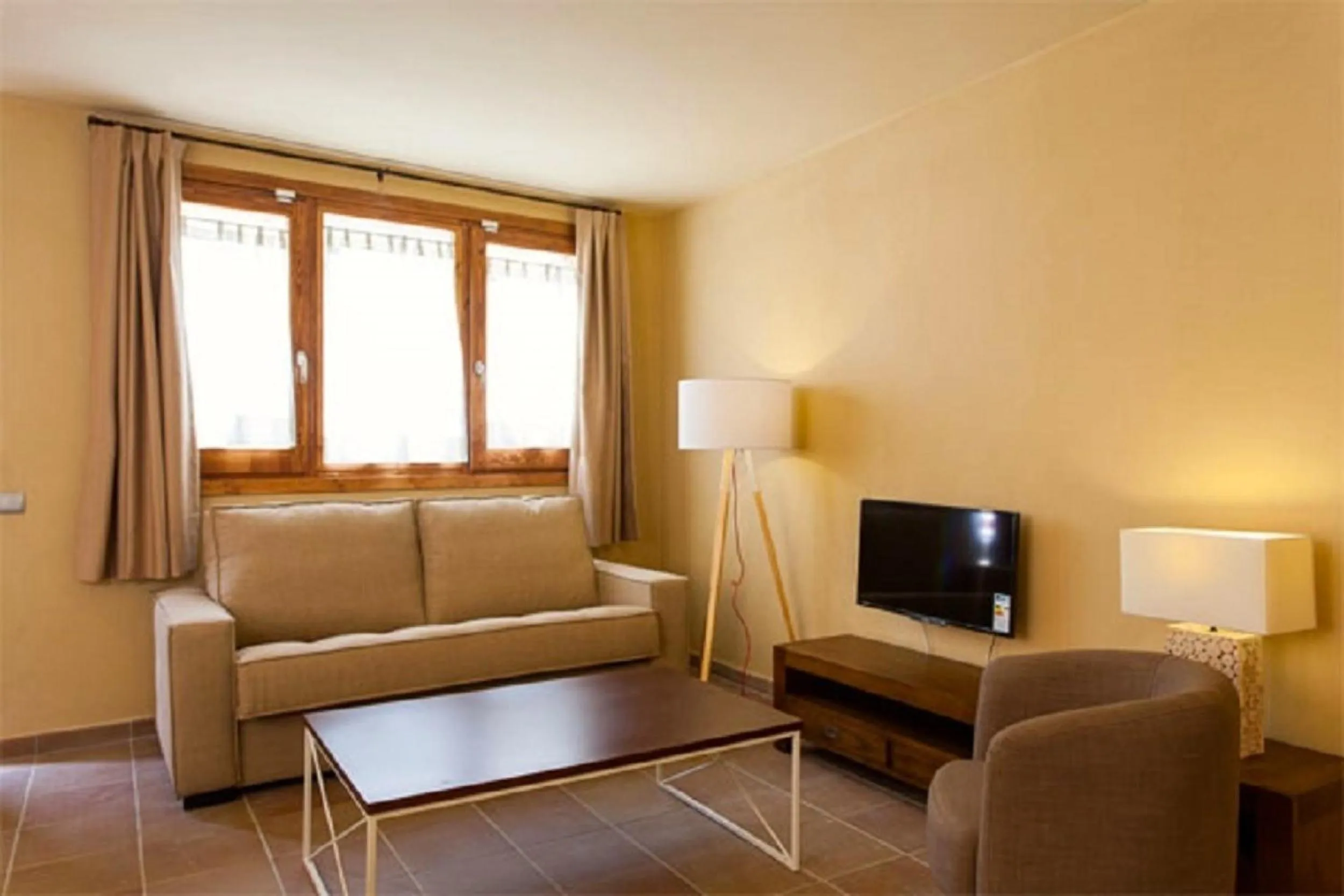 Dining area in Petit Pals