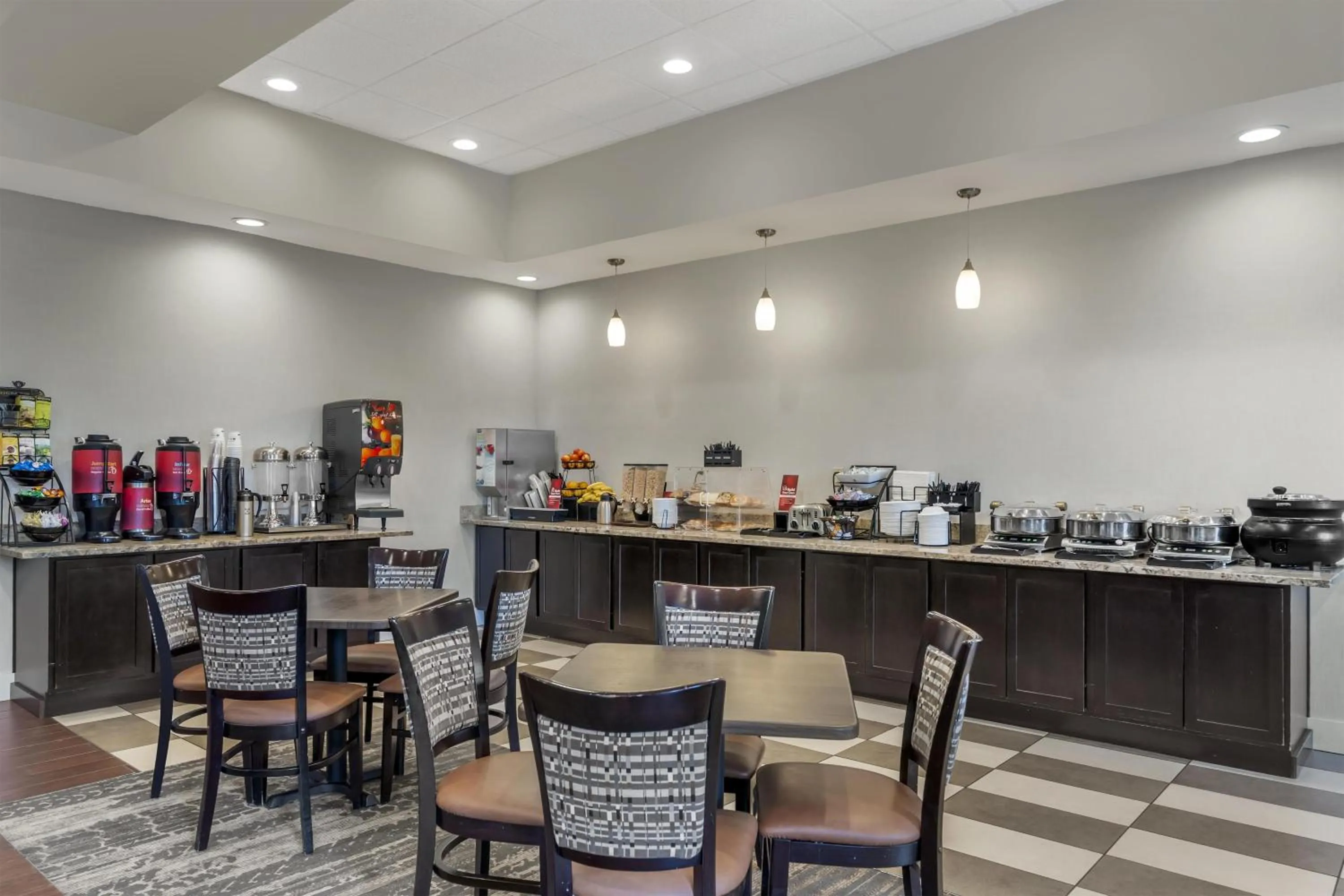 Breakfast in Best Western Plus Arlington/Marysville