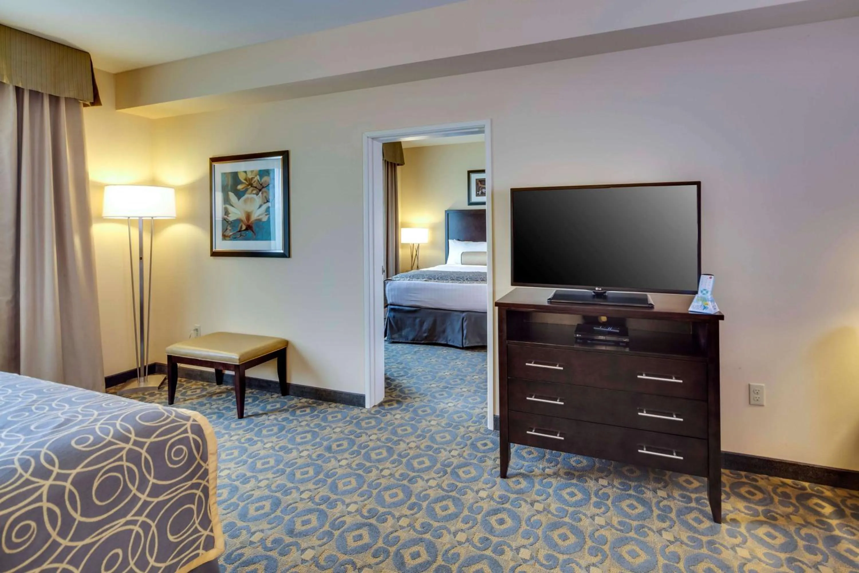 Photo of the whole room, Bed in Best Western Plus Arlington/Marysville