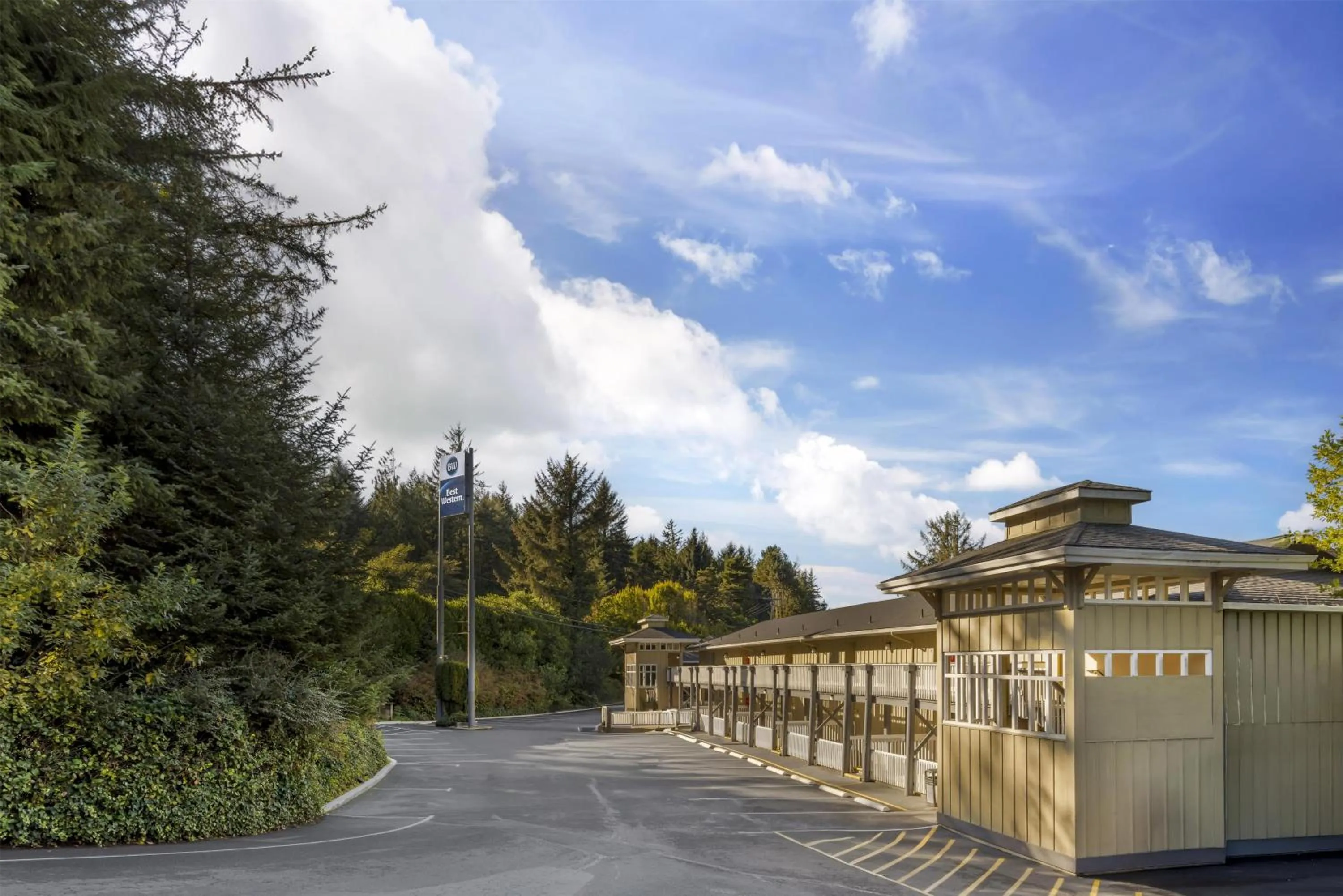 Property building in Best Western Pier Point Inn