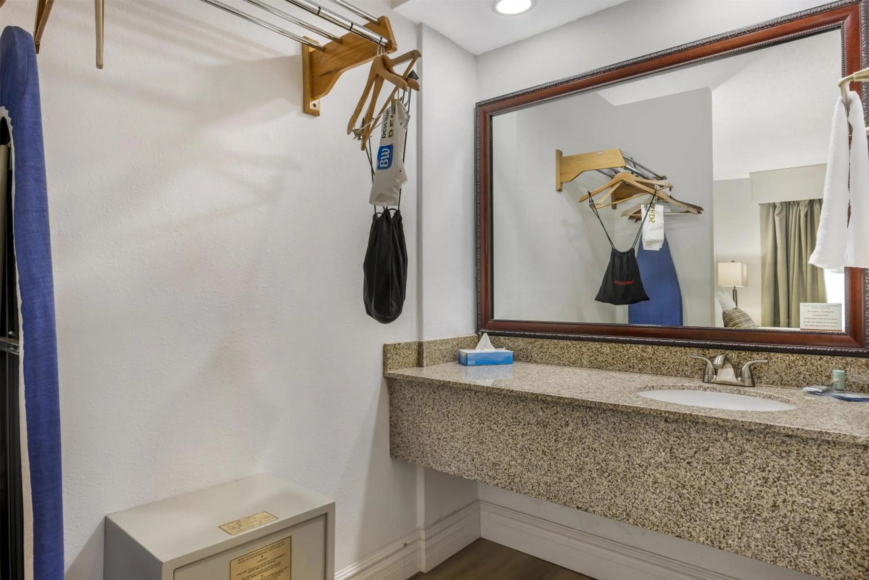 Bathroom in Best Western Pier Point Inn