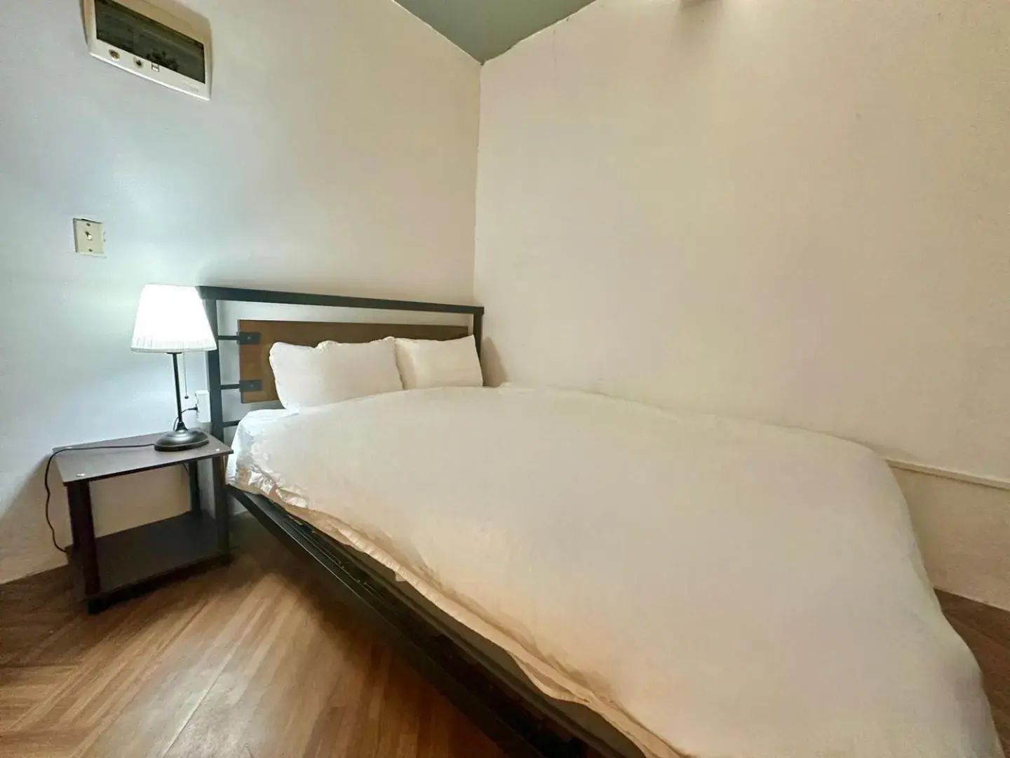 Bed in TwoTwo House Bed in TwoTwo House