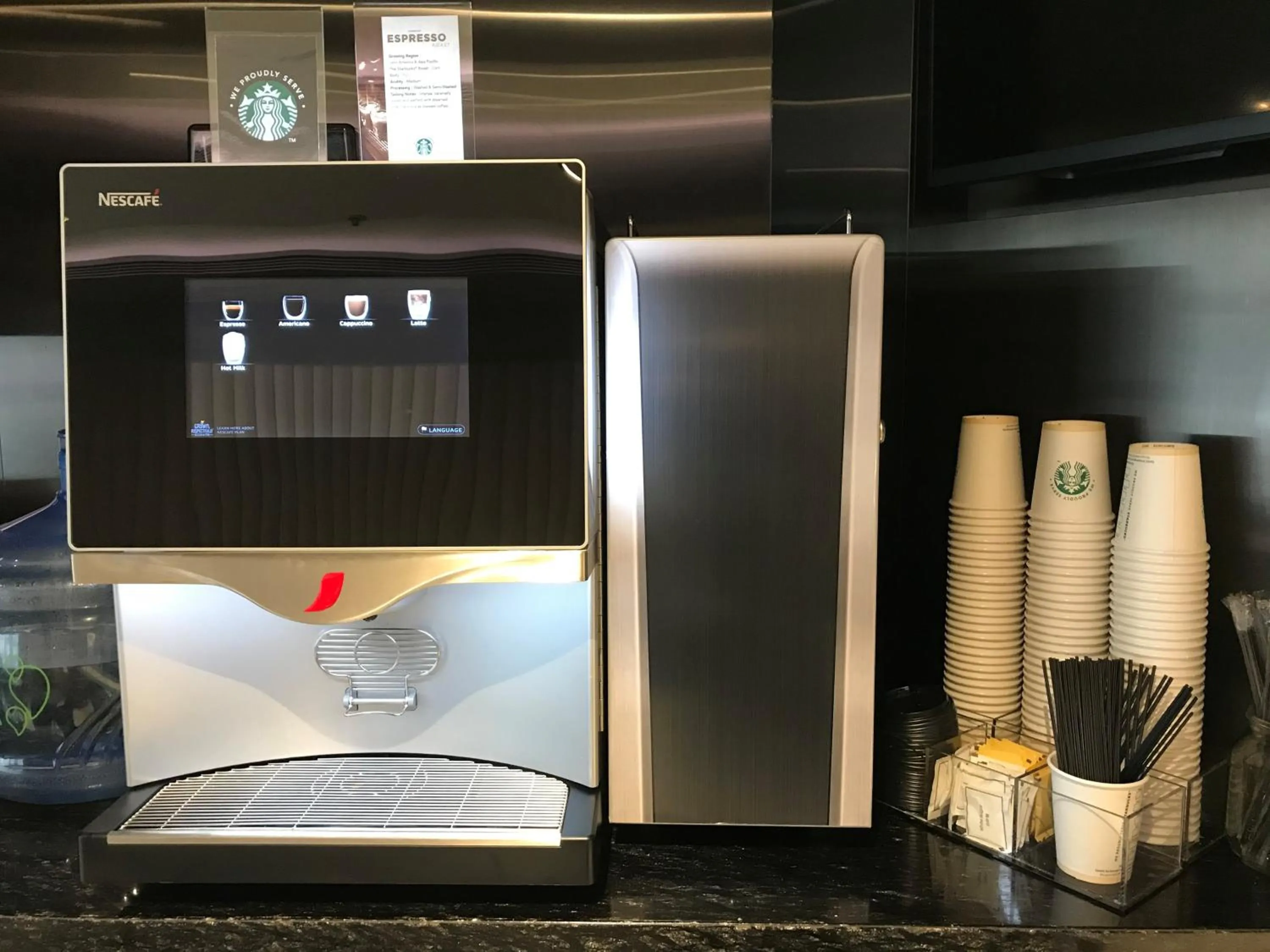 Coffee/tea facilities in The Perkin Hotel