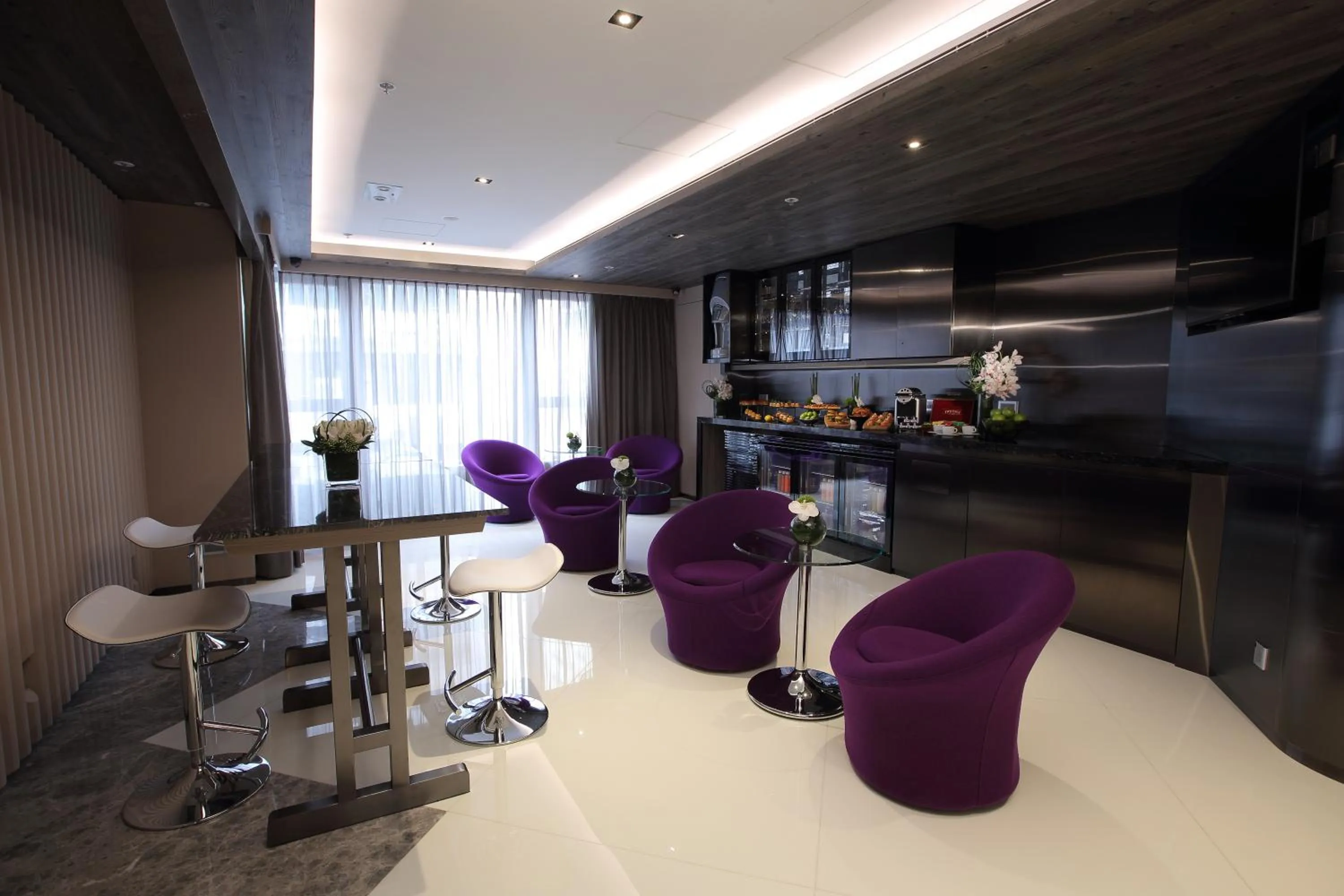 Lounge or bar in The Perkin Hotel