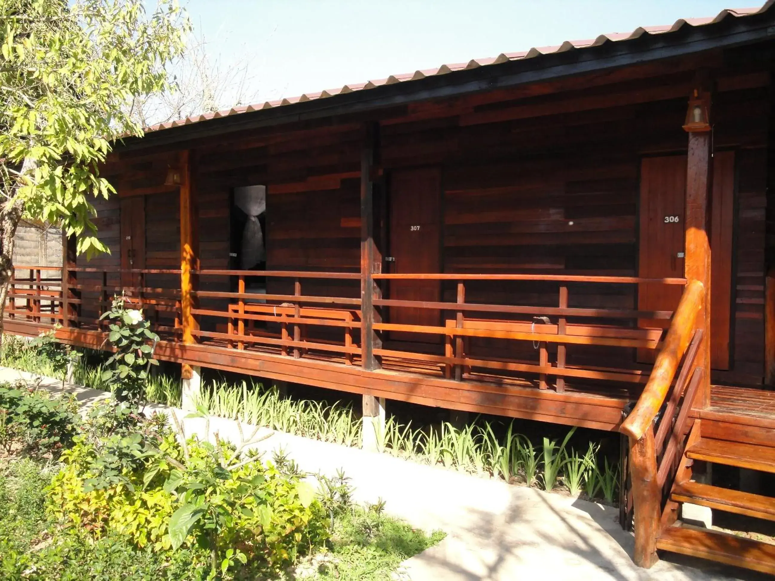 Property building in Namkhong Guesthouse and Resort Property building in Namkhong Guesthouse and Resort