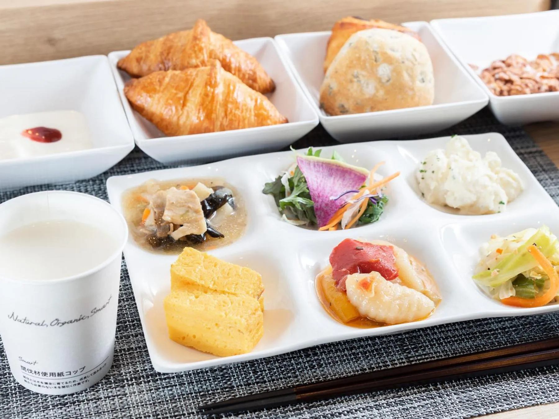 Buffet breakfast in Super Hotel Chiba Ekimae