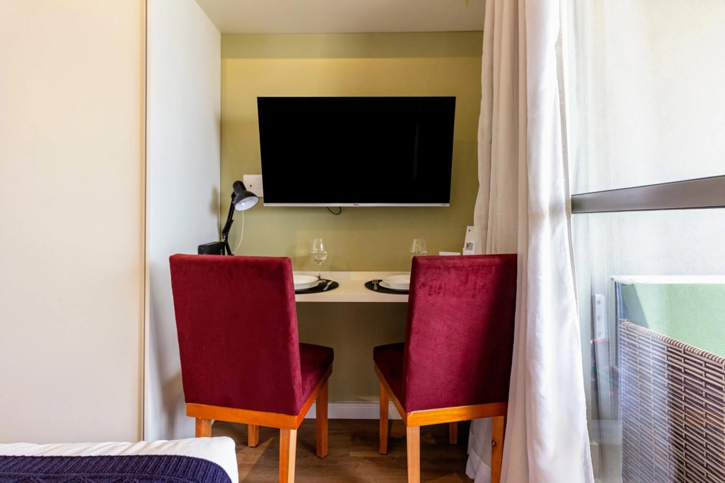 Day in Charlie Lumiere Klabin