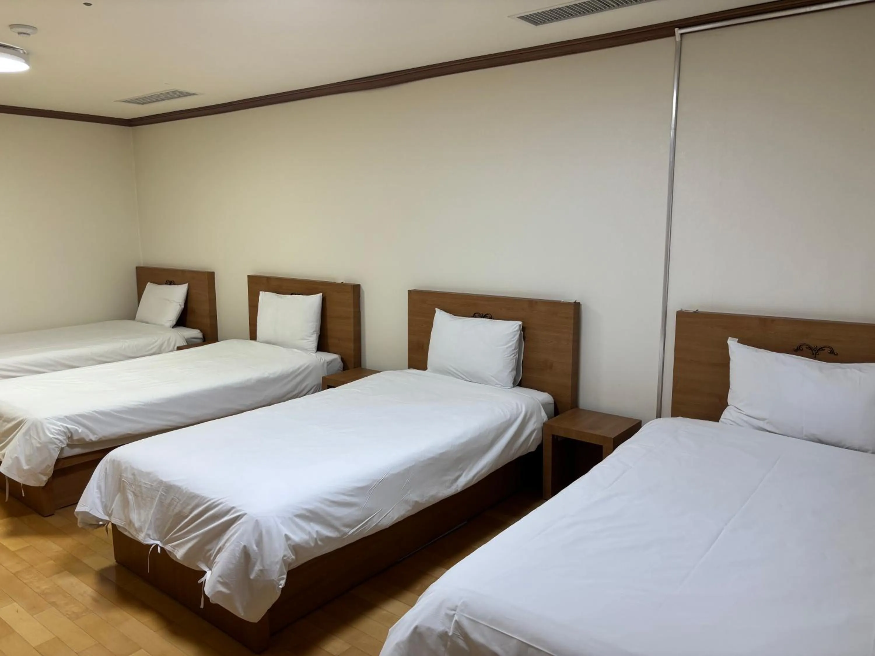 Bed in Daejeon I-Hotel
