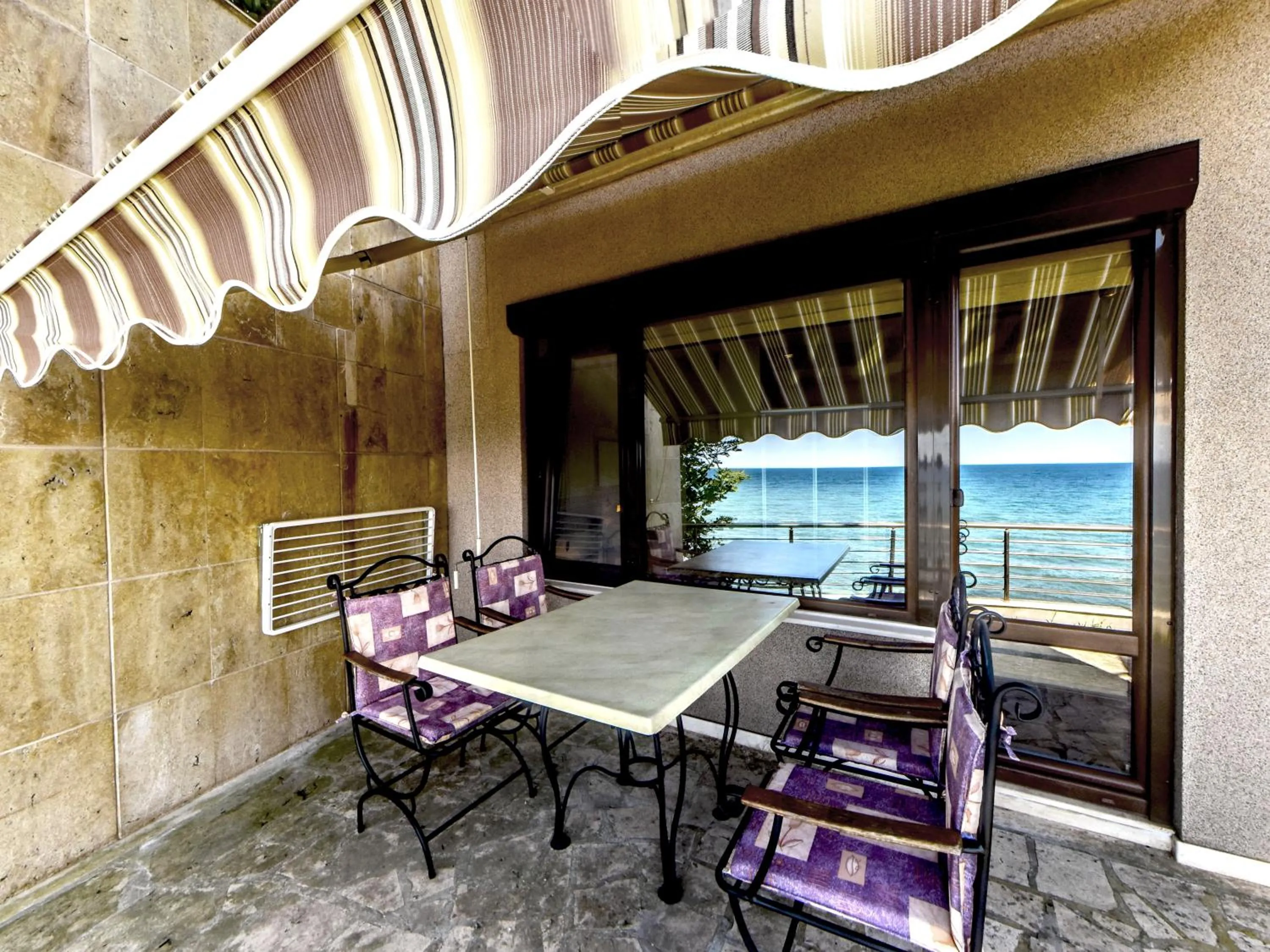 Balcony/Terrace in Hotel Continental