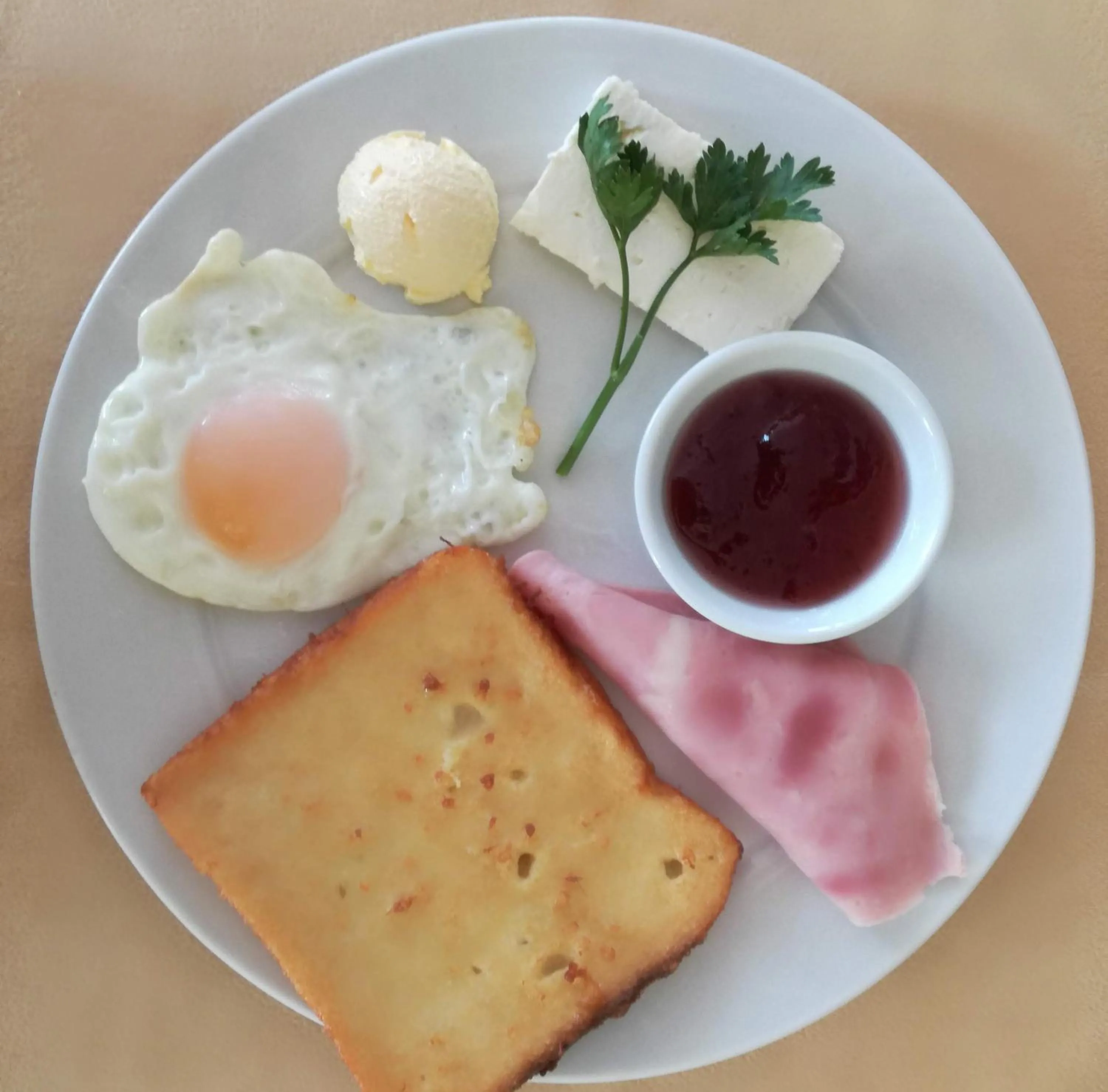 Breakfast in Hotel Continental