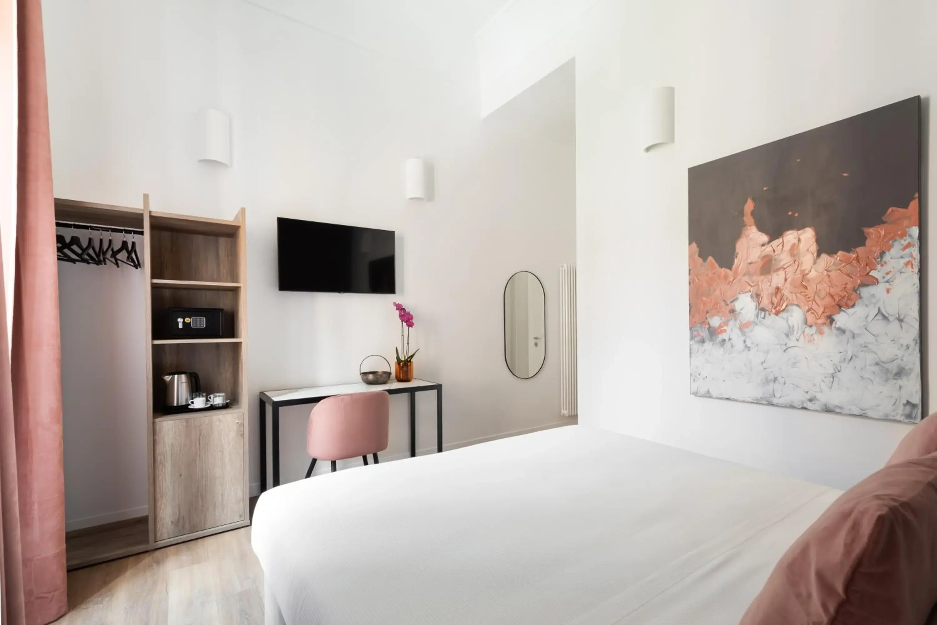 Photo of the whole room, Bed in DA ME Suites Photo of the whole room, Bed in DA ME Suites