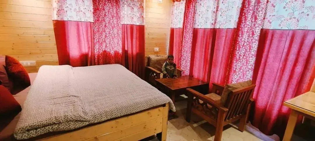 Deluxe Double Room in Luxsugero Moonlight Deluxe Double Room in Luxsugero Moonlight