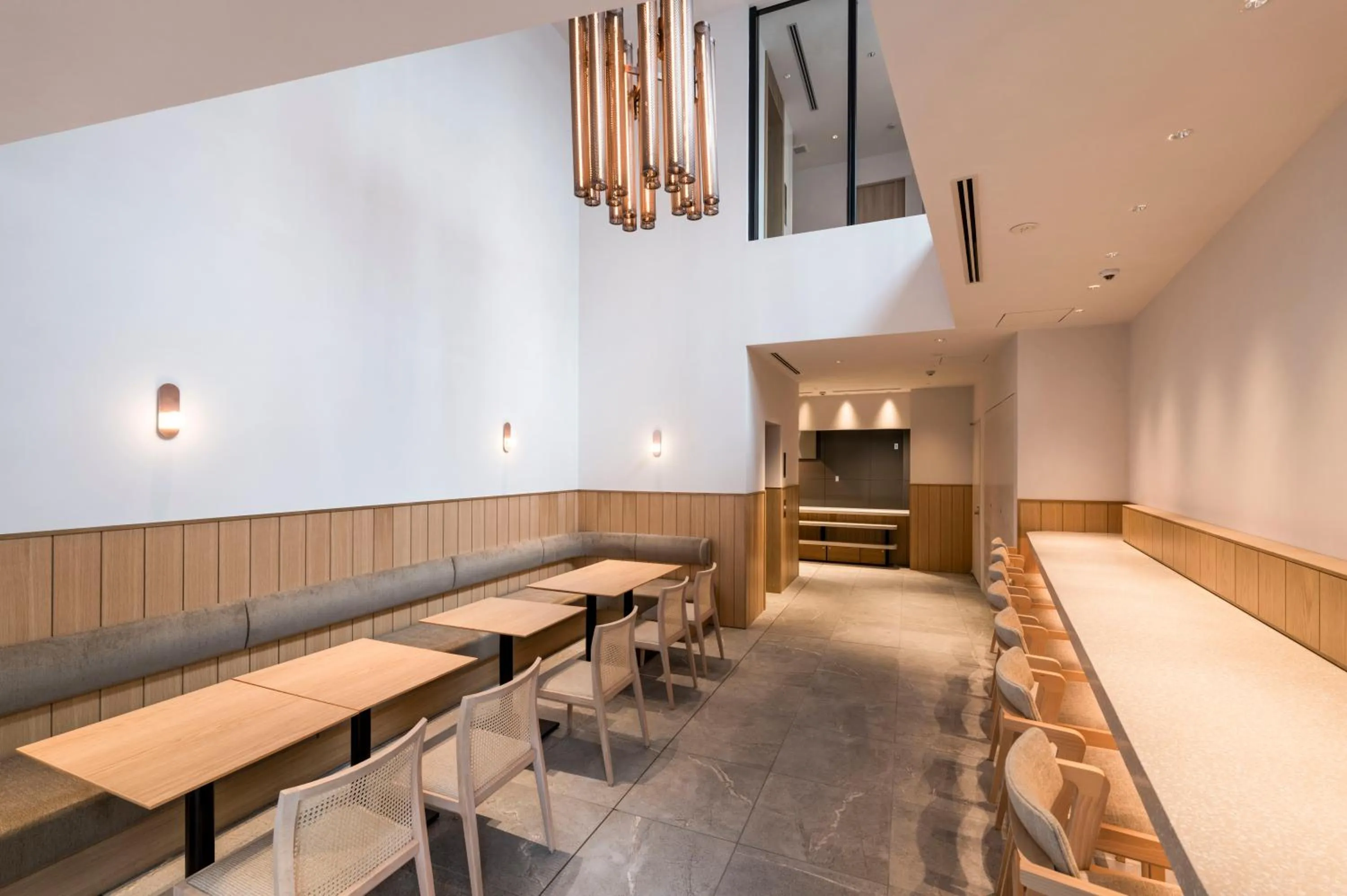 Restaurant/places to eat in Hotel S-Presso South II