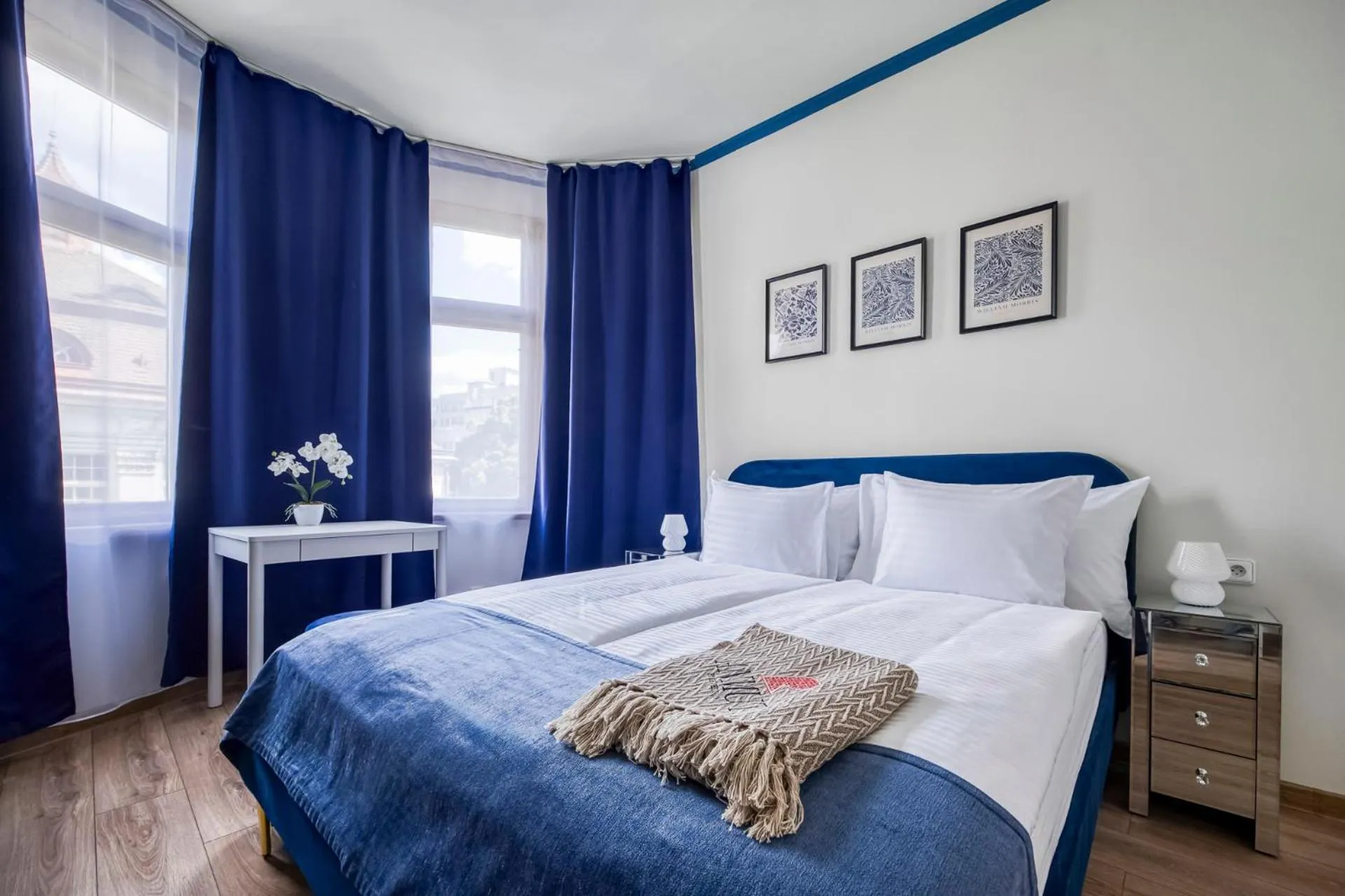 Photo of the whole room, Bed in Anmut by Revelton