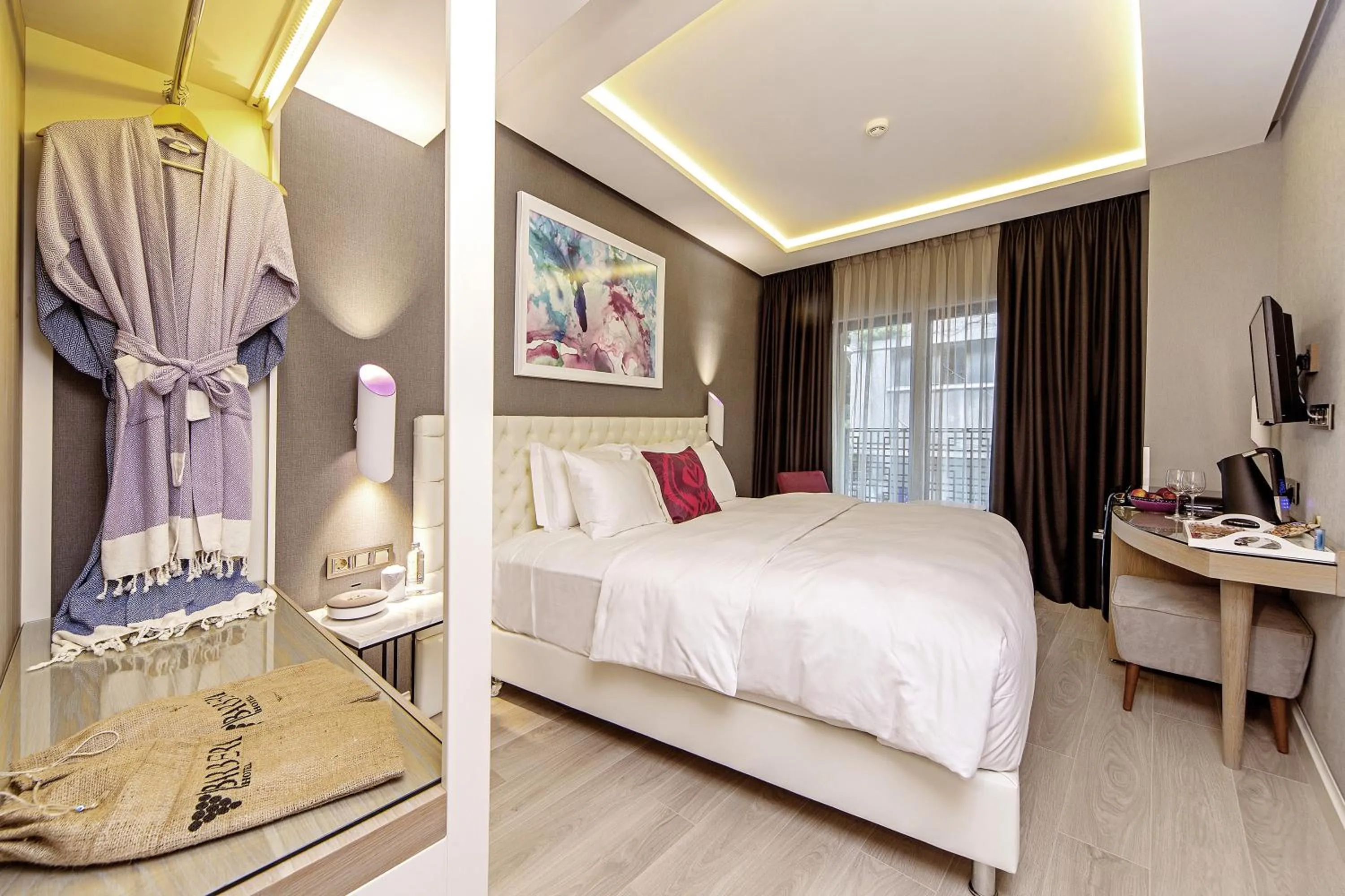 Photo of the whole room, Bed in Barbera Hotel