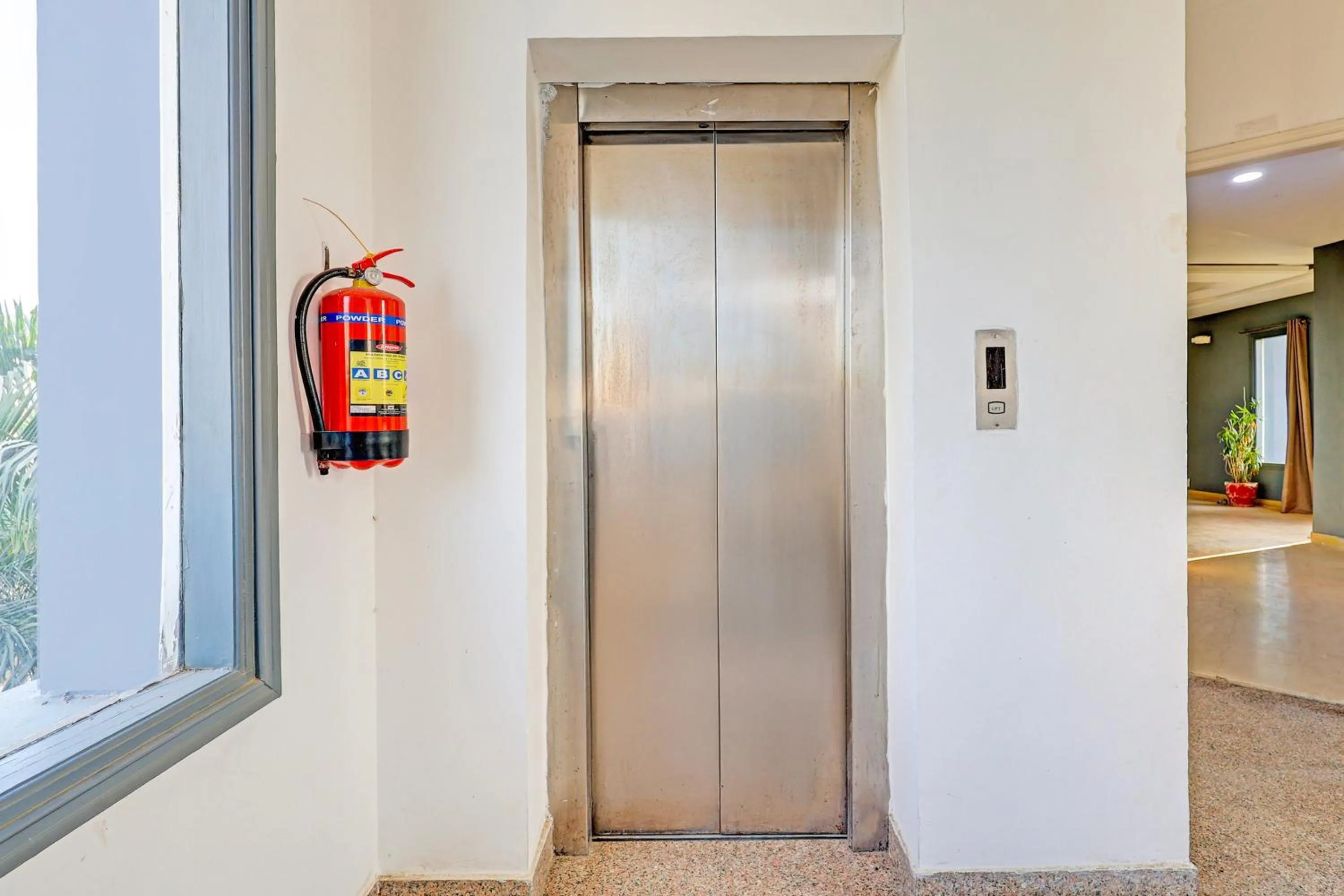 Lobby or reception in Super Townhouse Sector 49 Sohna Road