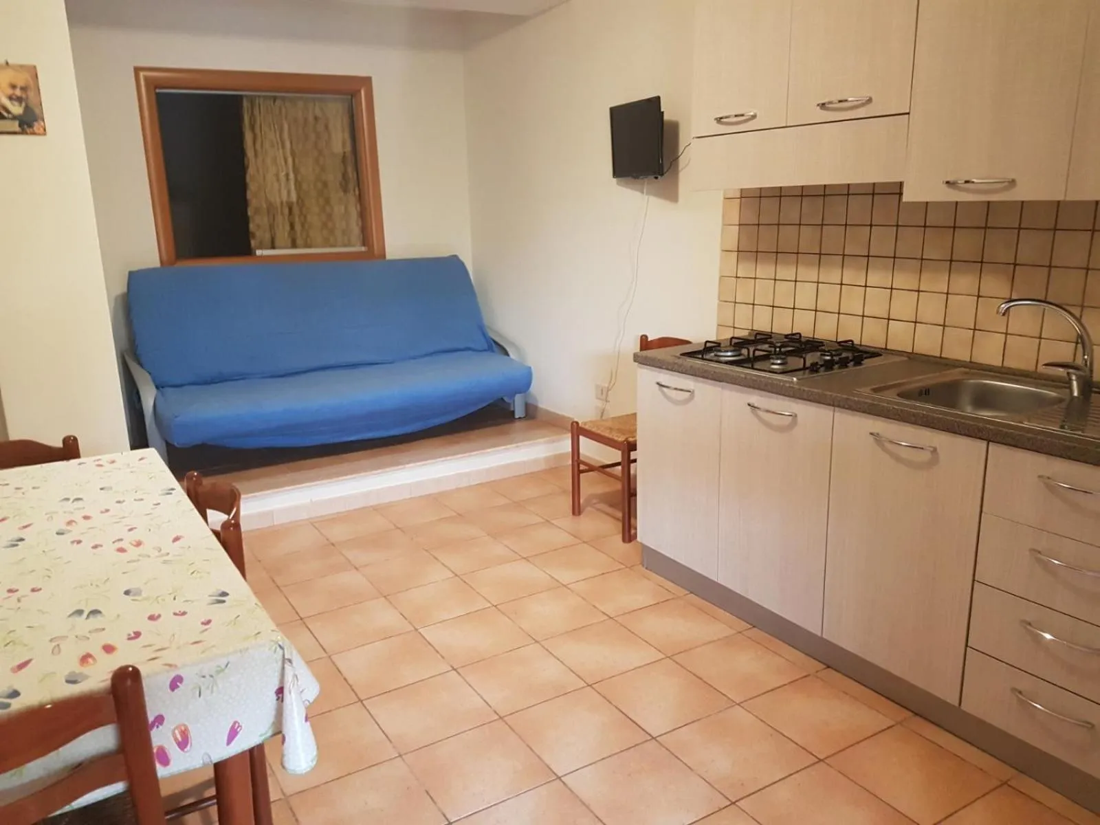Kitchen or kitchenette in Green Park Residence