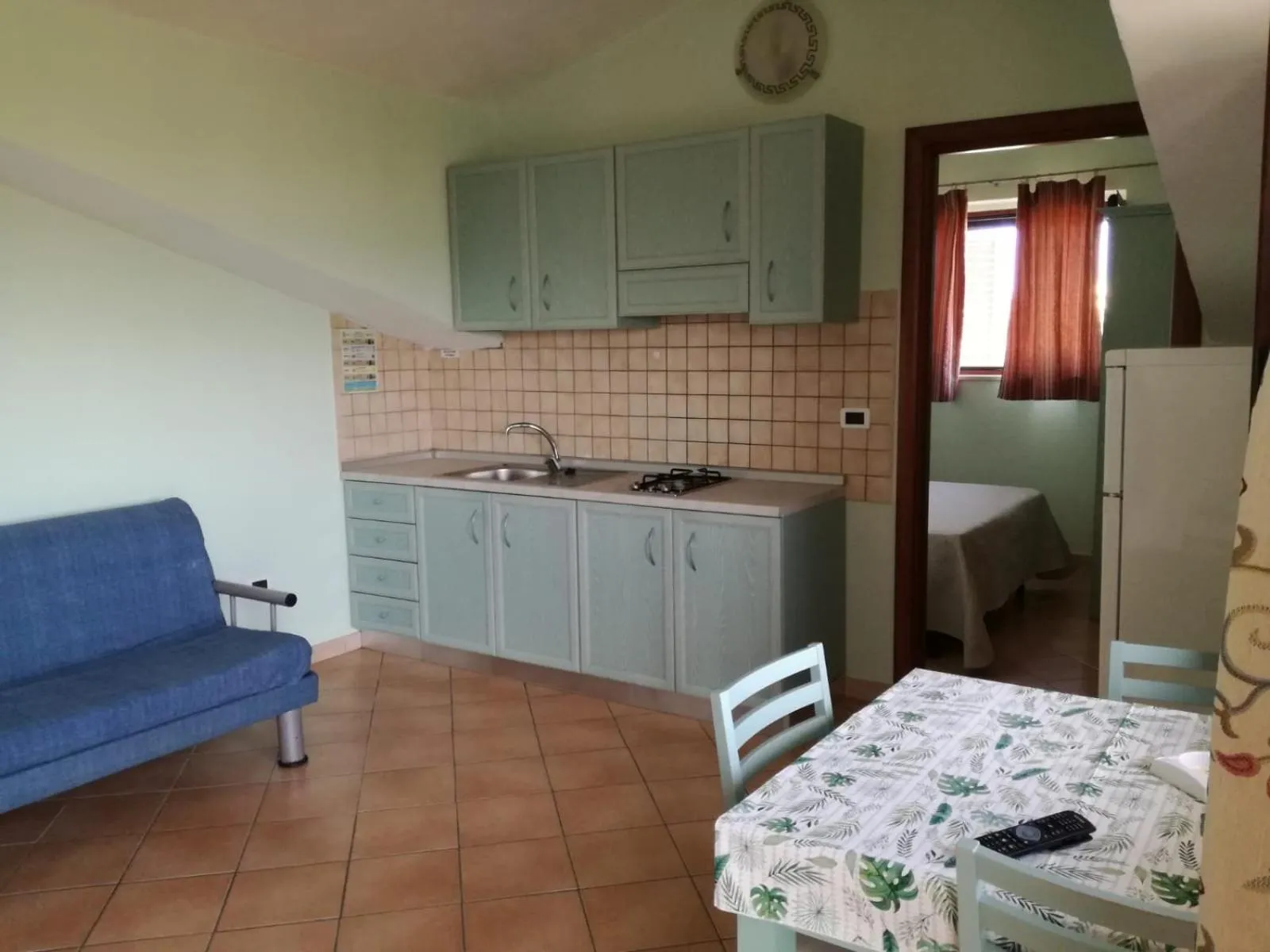Kitchen or kitchenette in Green Park Residence