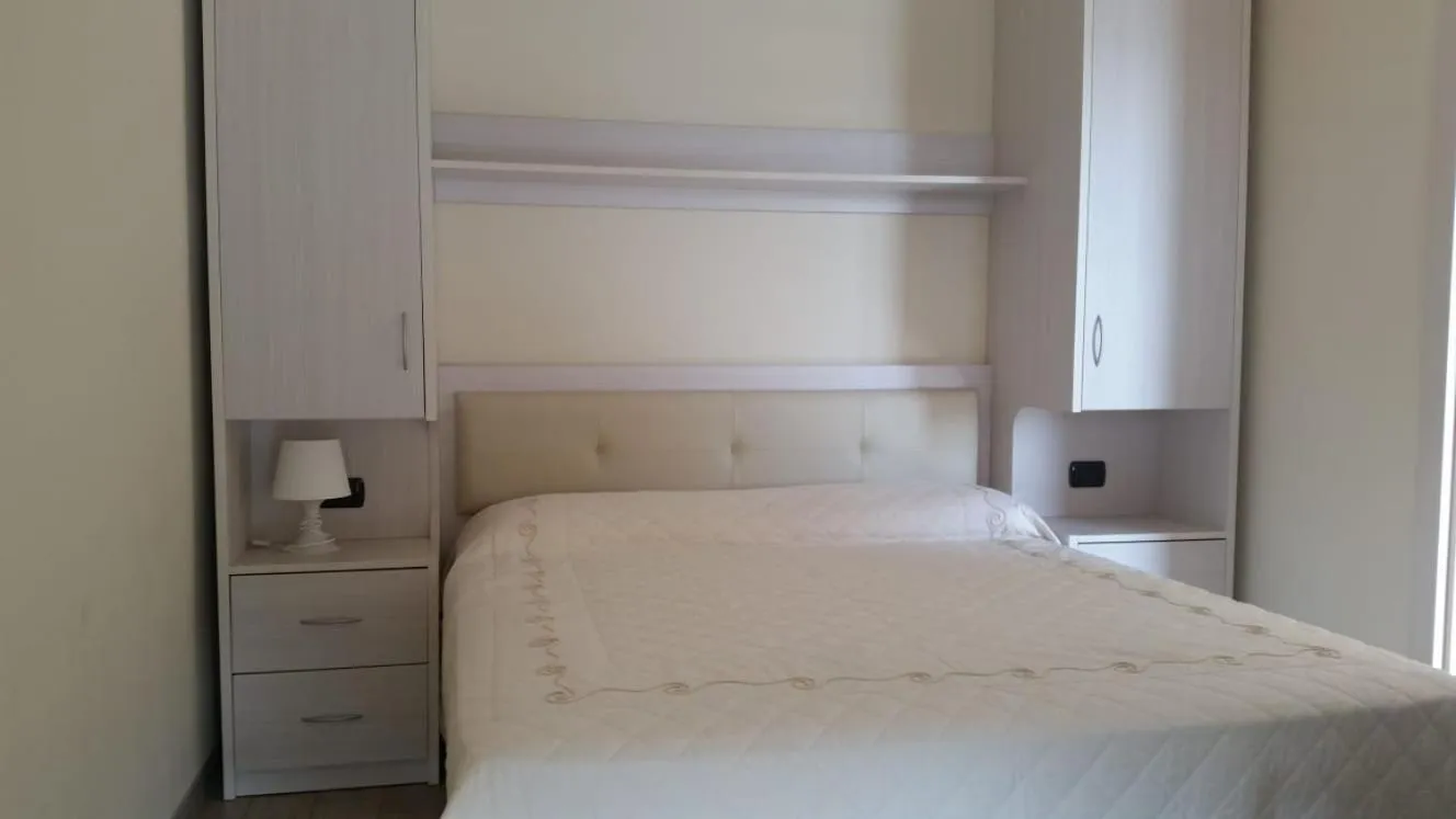 Bedroom, Bed in Green Park Residence