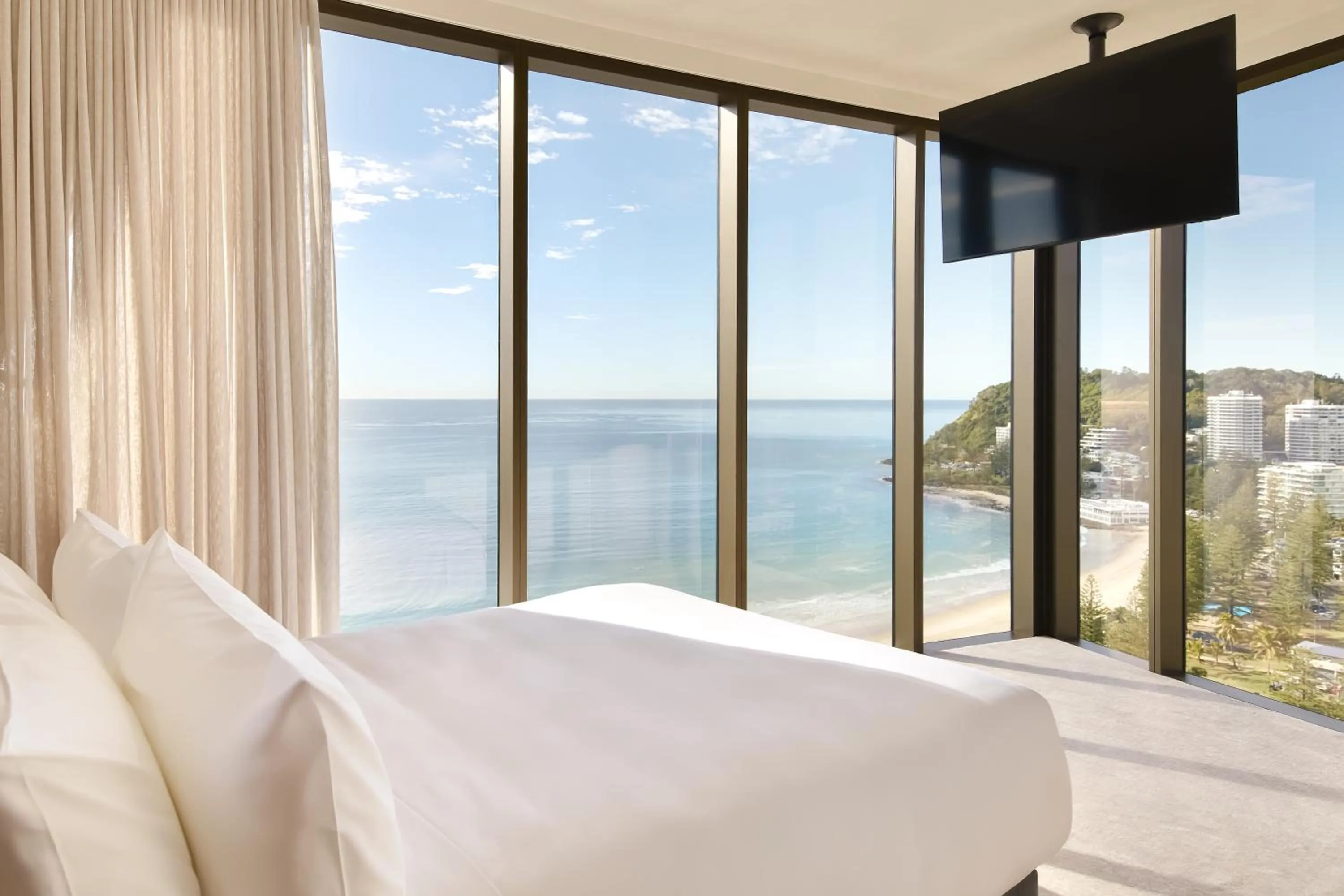 View (from property/room), Bed in Mondrian Gold Coast