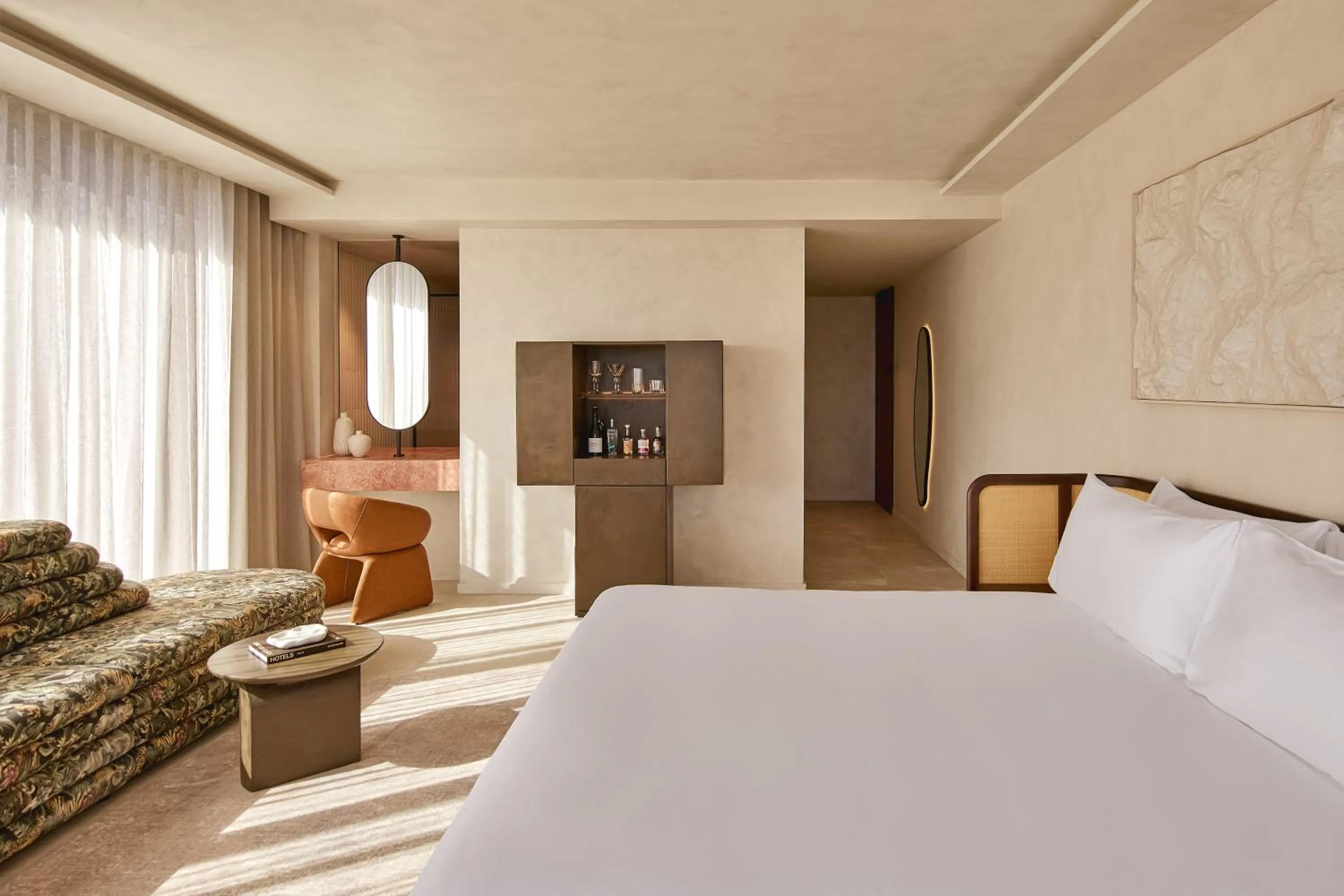 Bed in Mondrian Gold Coast