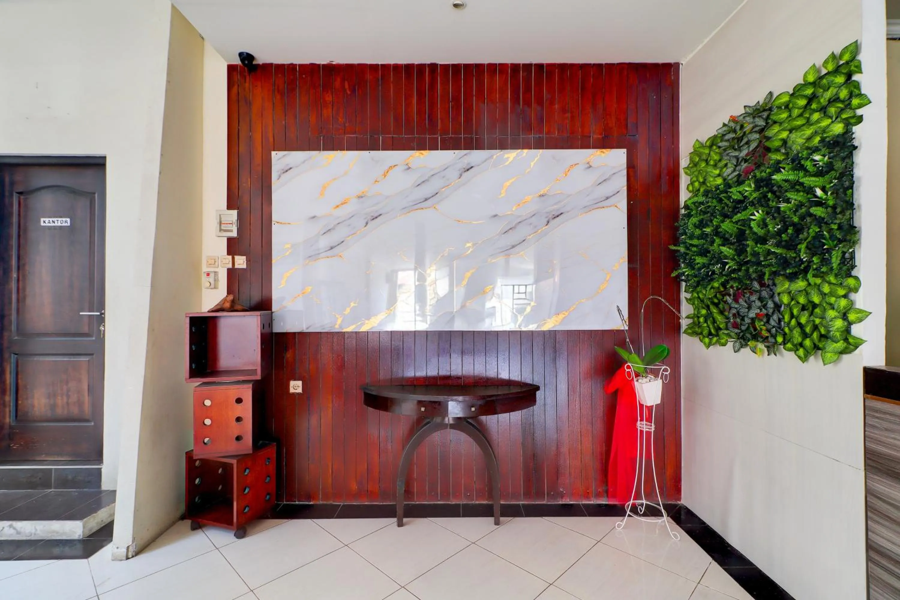 Lobby or reception in Collection O Near Bali Royal Hospital Renon Formerly JC Boutique Hotel