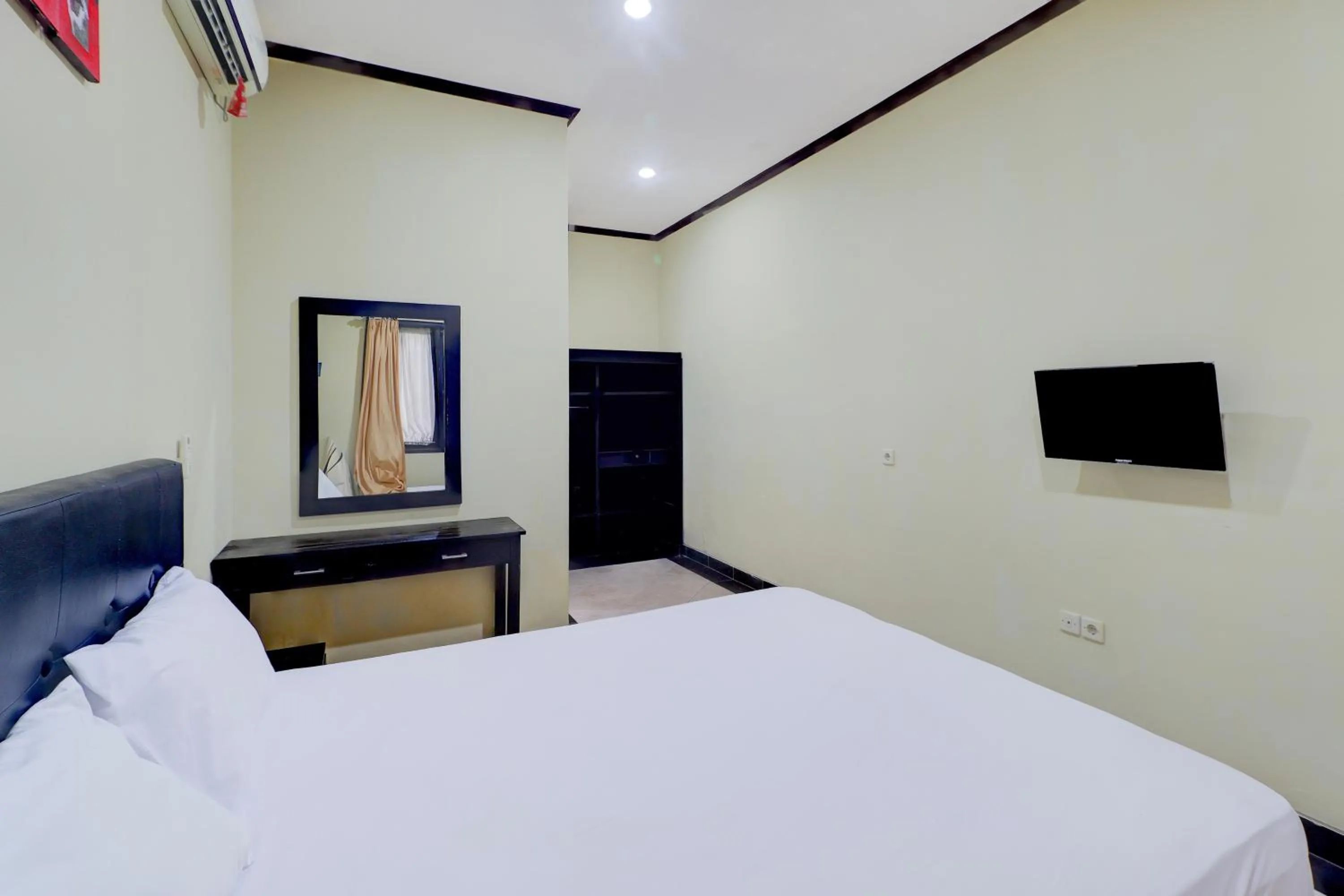 Bedroom, Bed in Collection O Near Bali Royal Hospital Renon Formerly JC Boutique Hotel