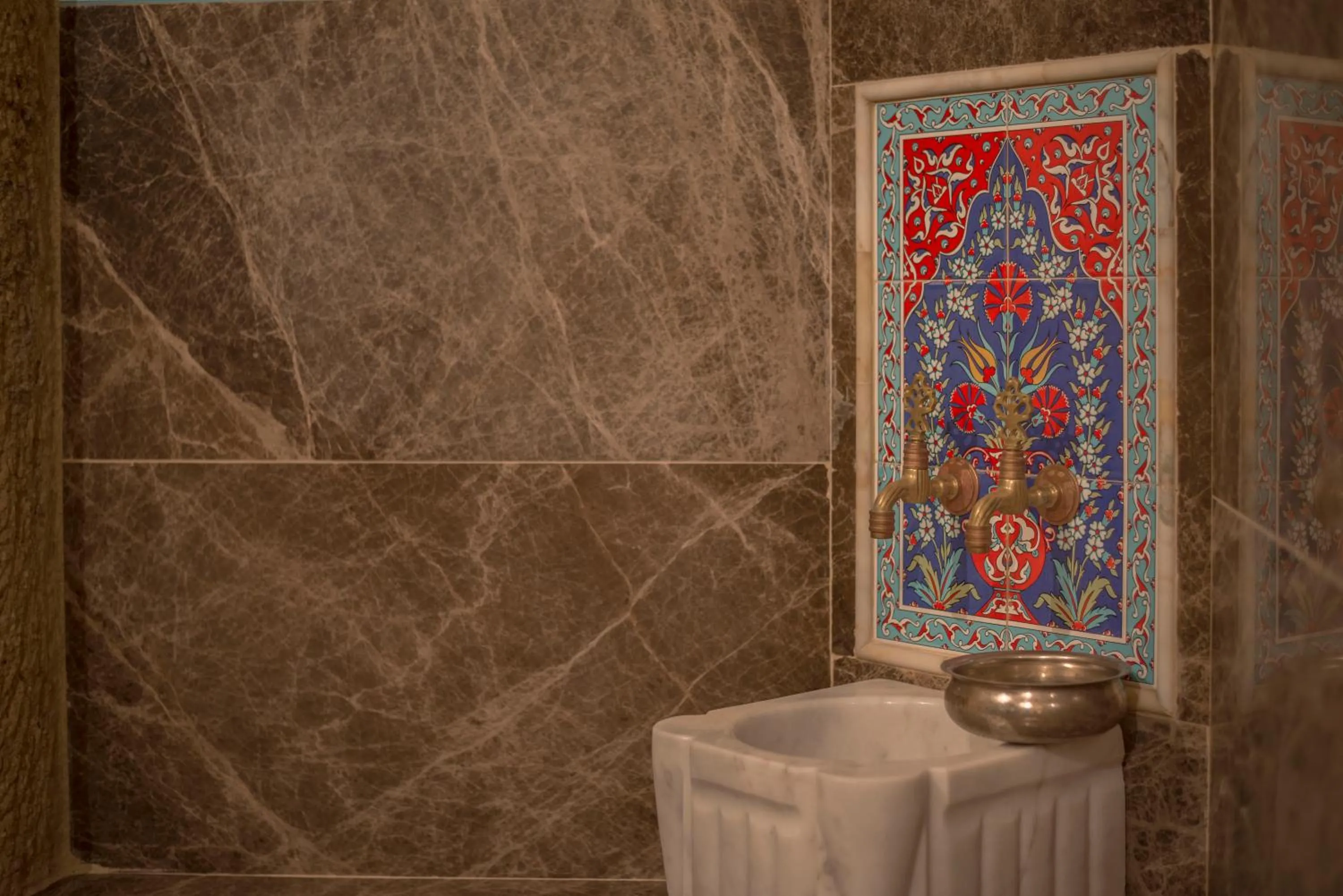 Bathroom in Elika Cave Suites & Spa
