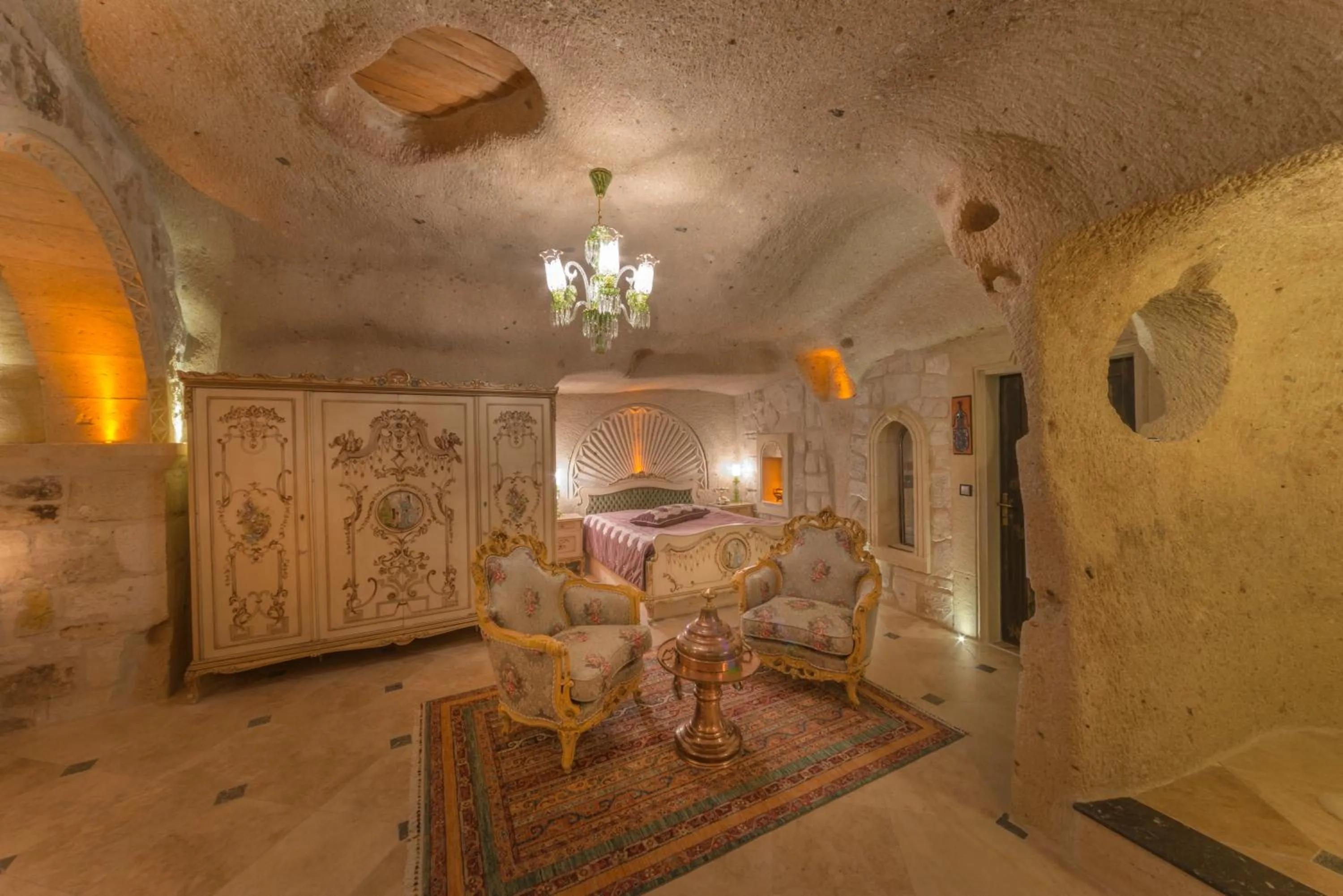 Living room in Elika Cave Suites & Spa