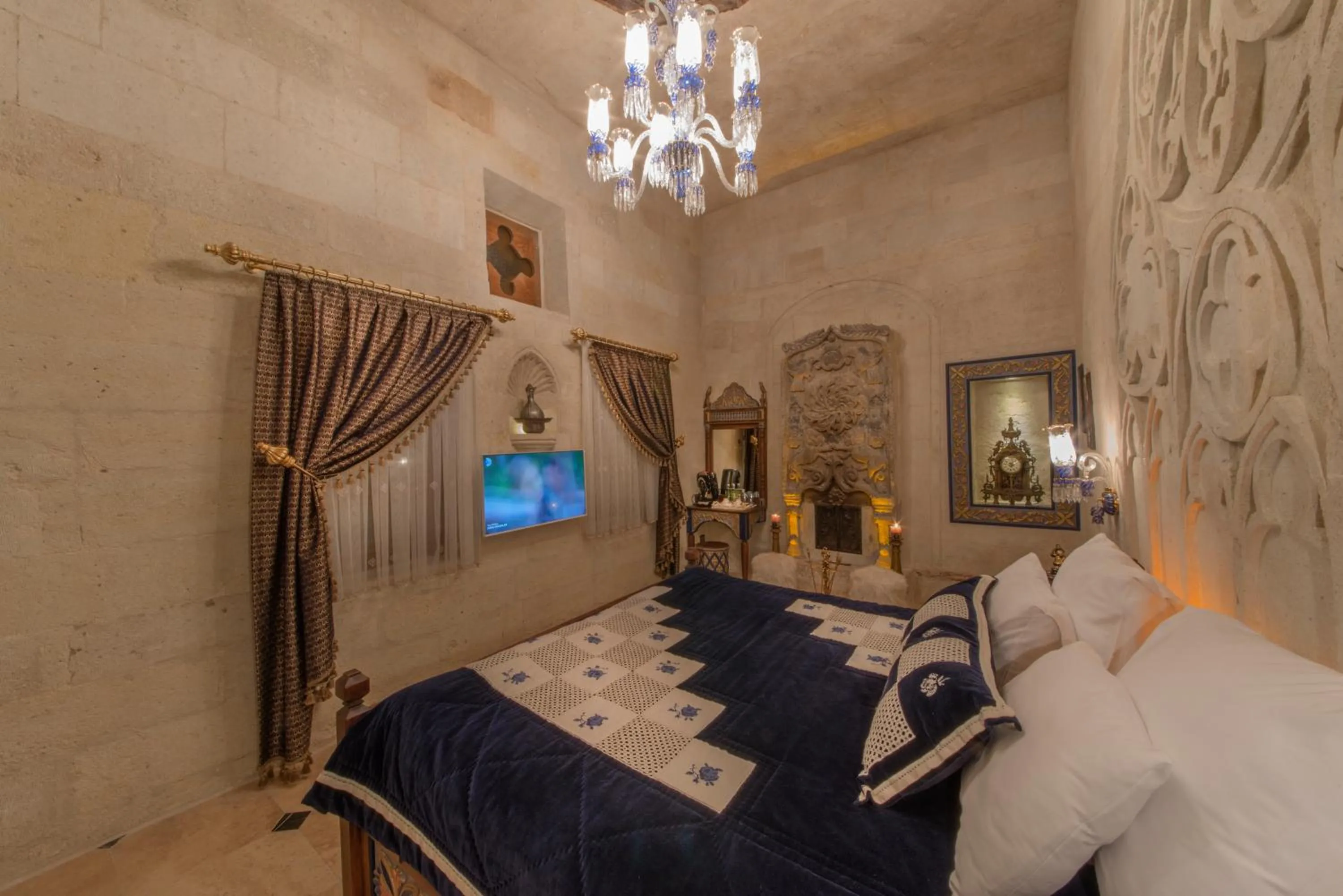 Photo of the whole room in Elika Cave Suites & Spa