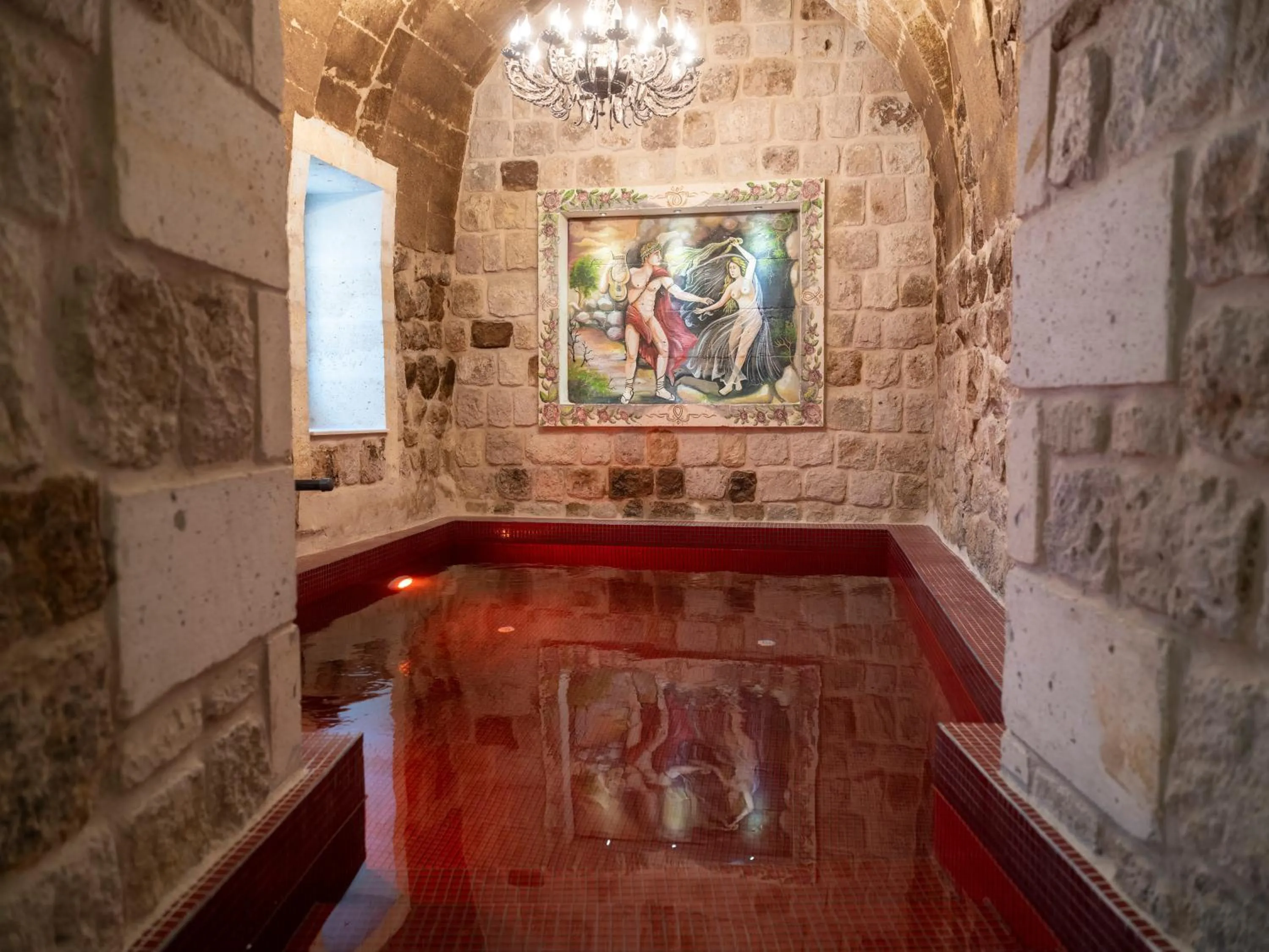 Swimming pool in Elika Cave Suites & Spa