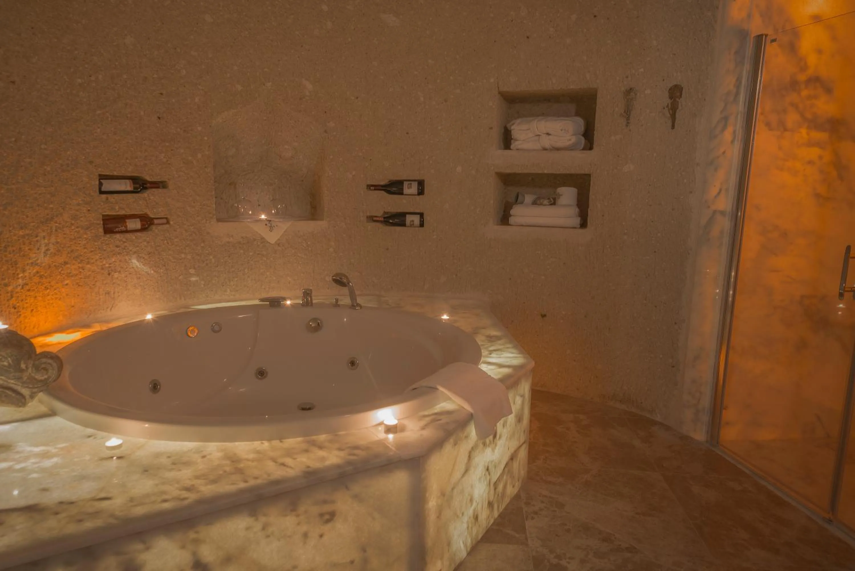 Bathroom in Elika Cave Suites & Spa