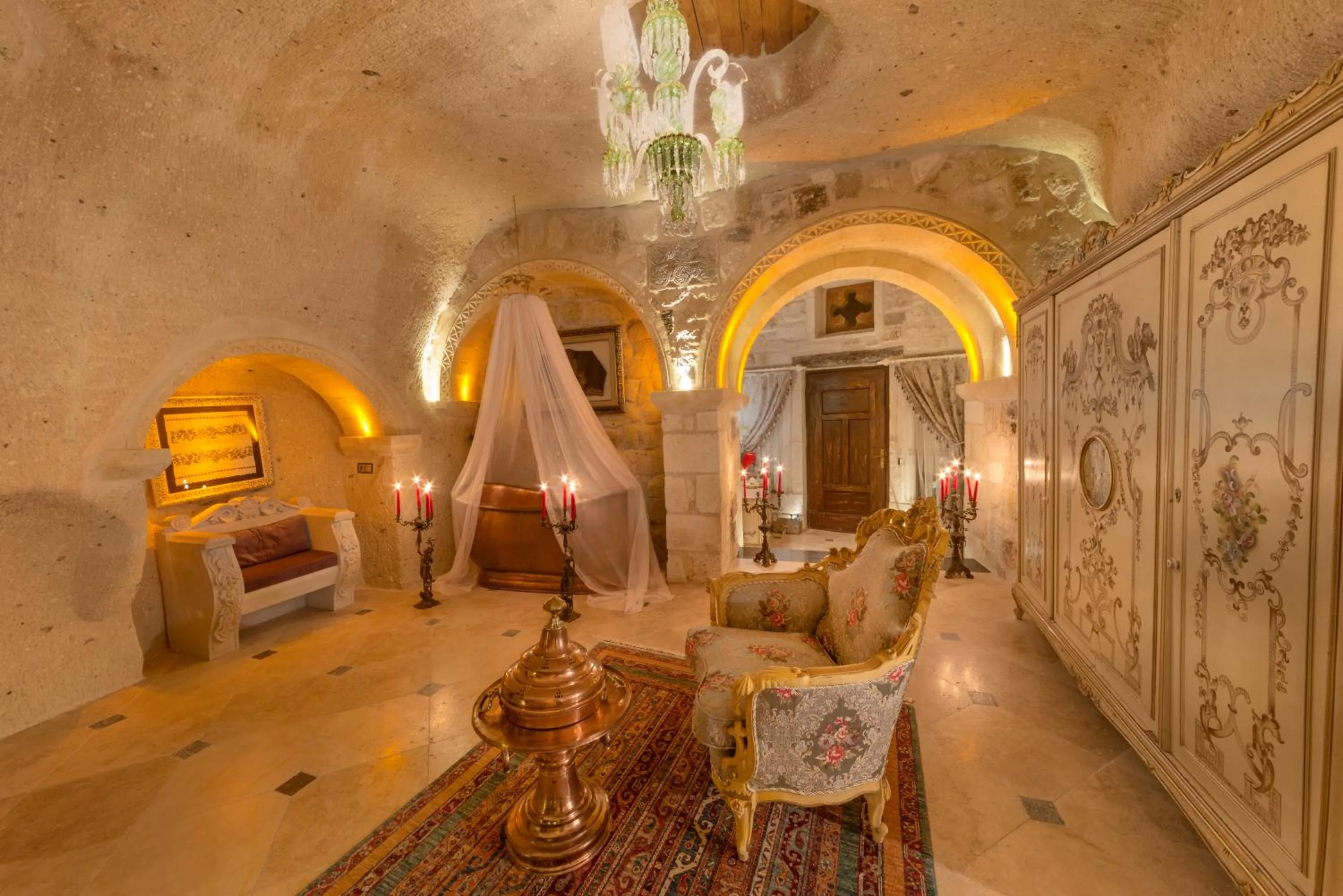 Bathroom in Elika Cave Suites & Spa