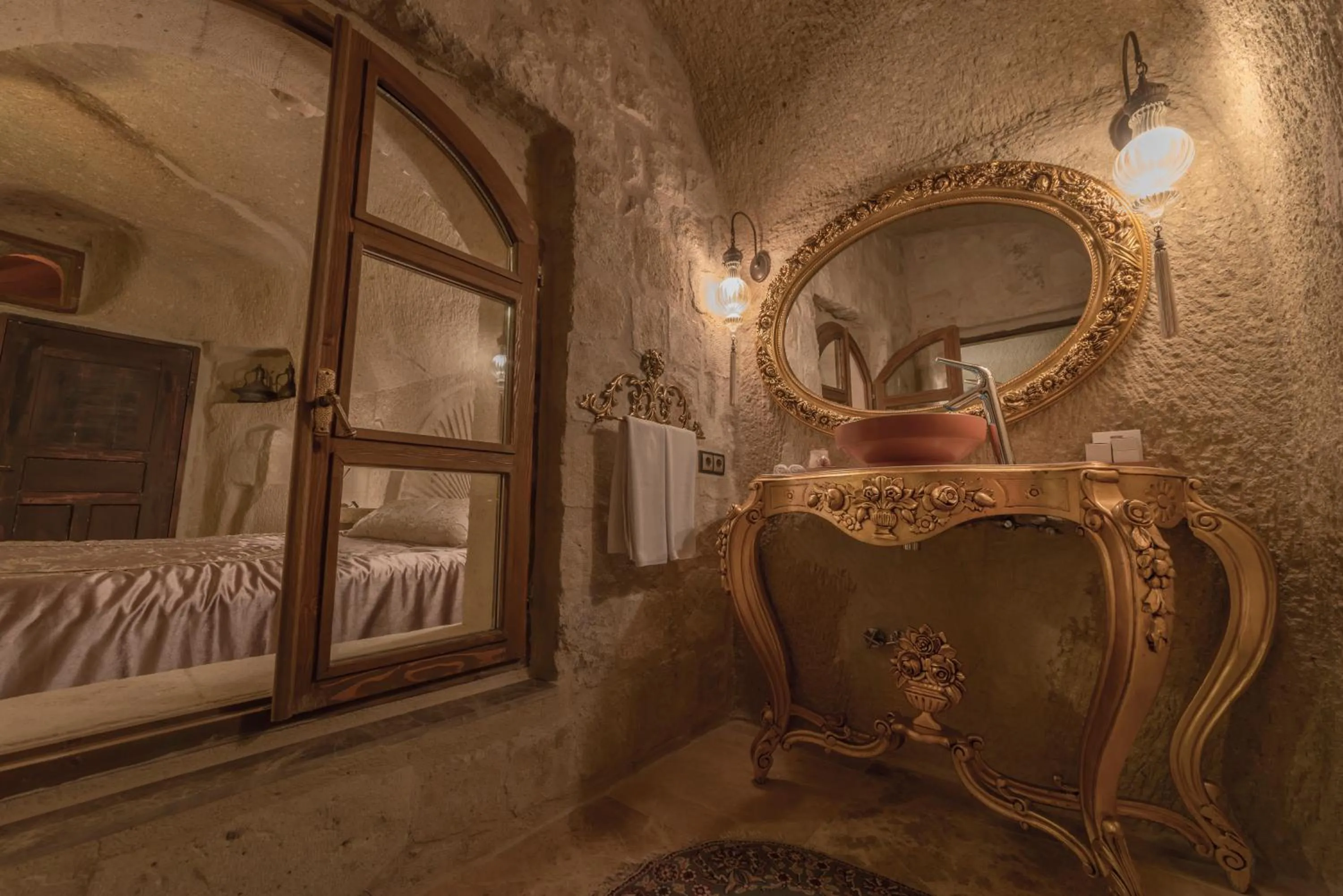Bathroom in Elika Cave Suites & Spa