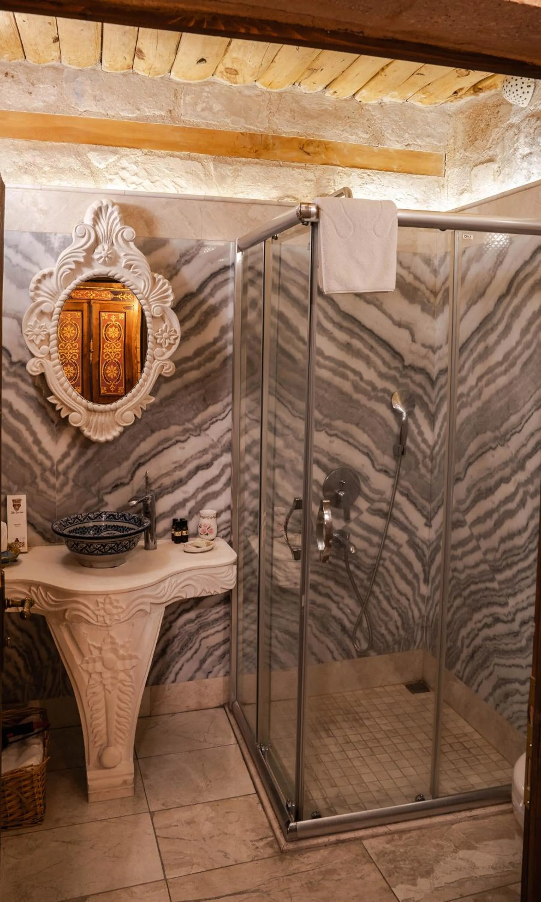 Bathroom in Elika Cave Suites & Spa