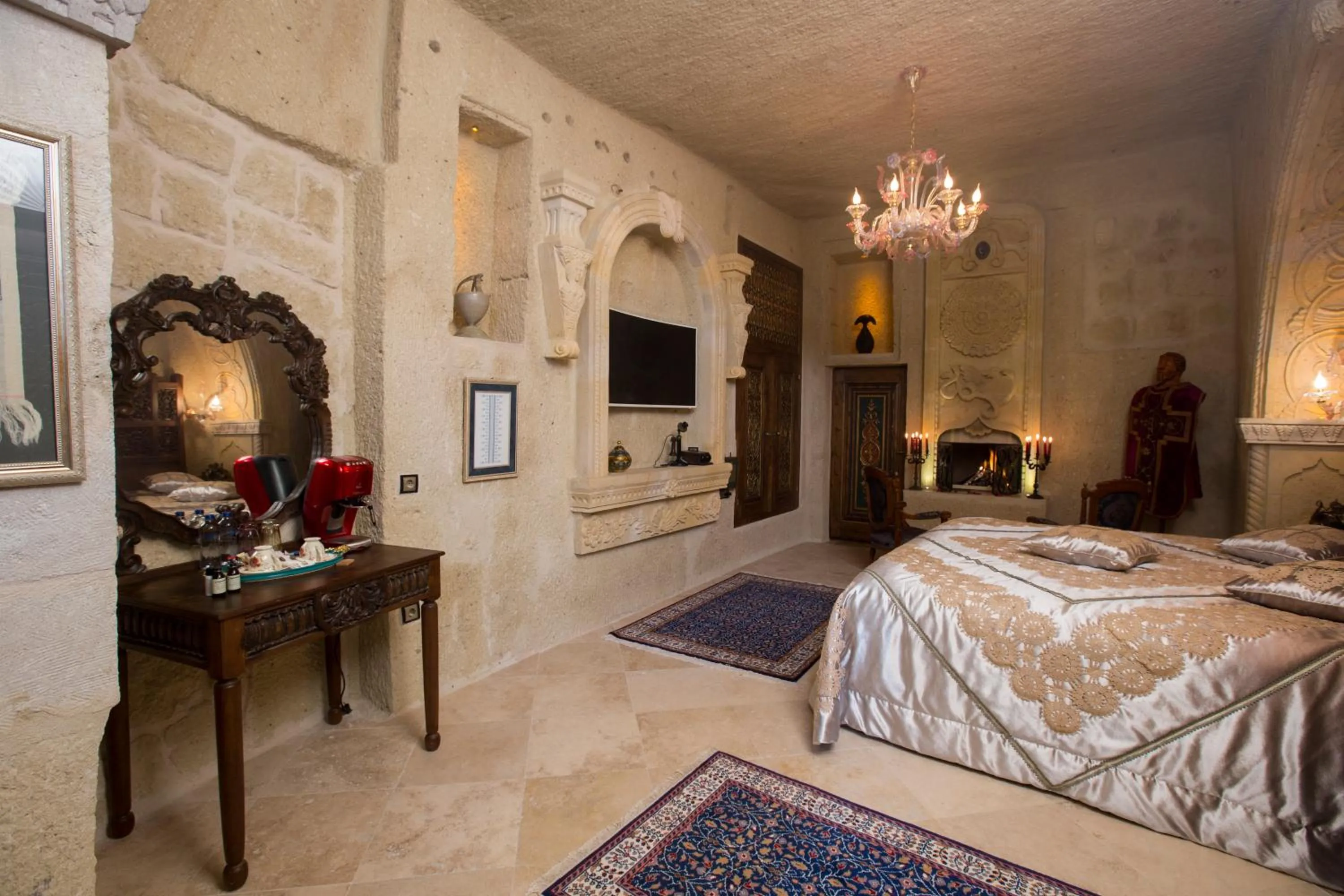 Coffee/tea facilities in Elika Cave Suites & Spa