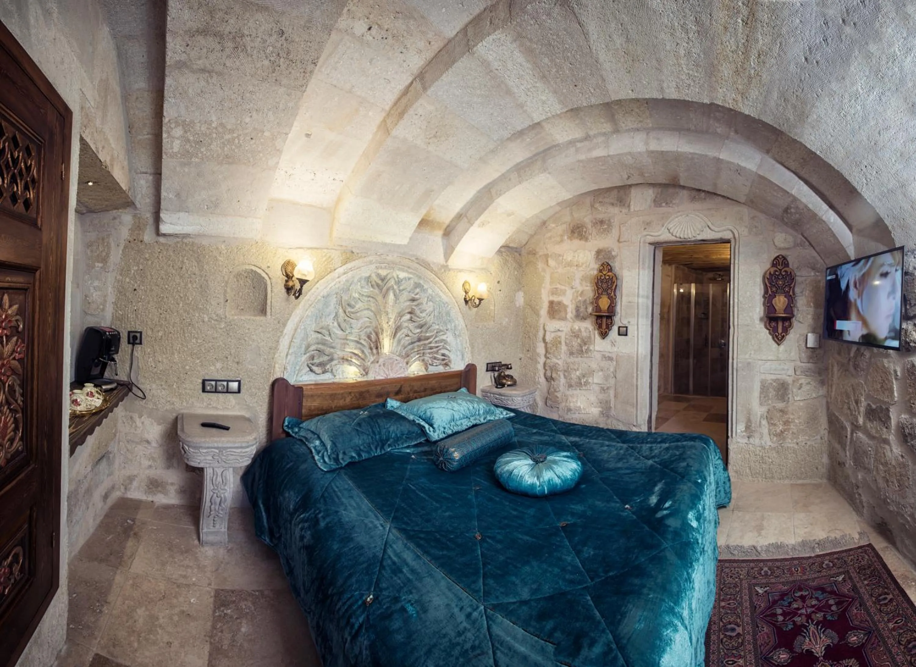 Photo of the whole room in Elika Cave Suites & Spa