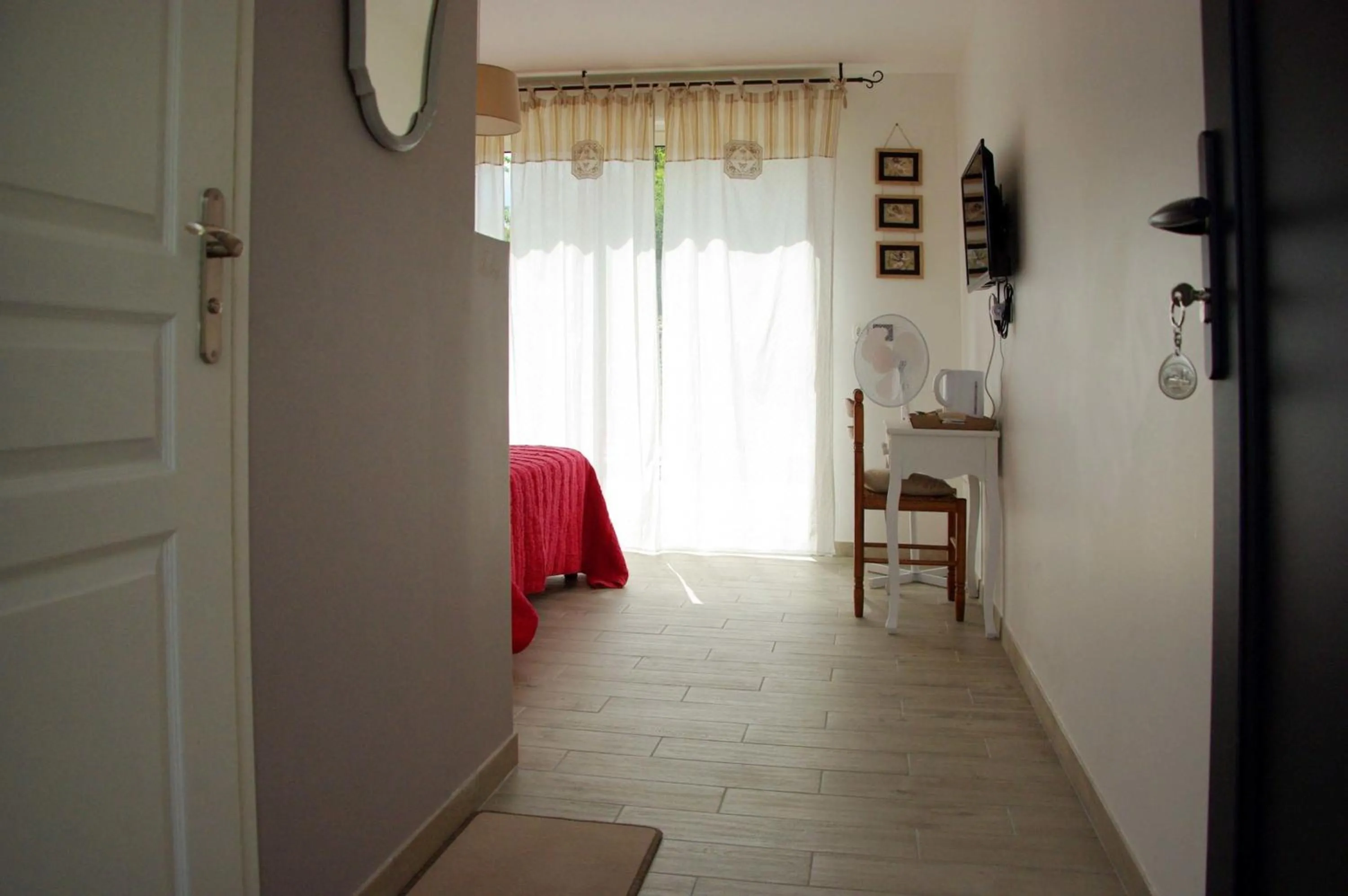 Photo of the whole room in Les Abris Du Château