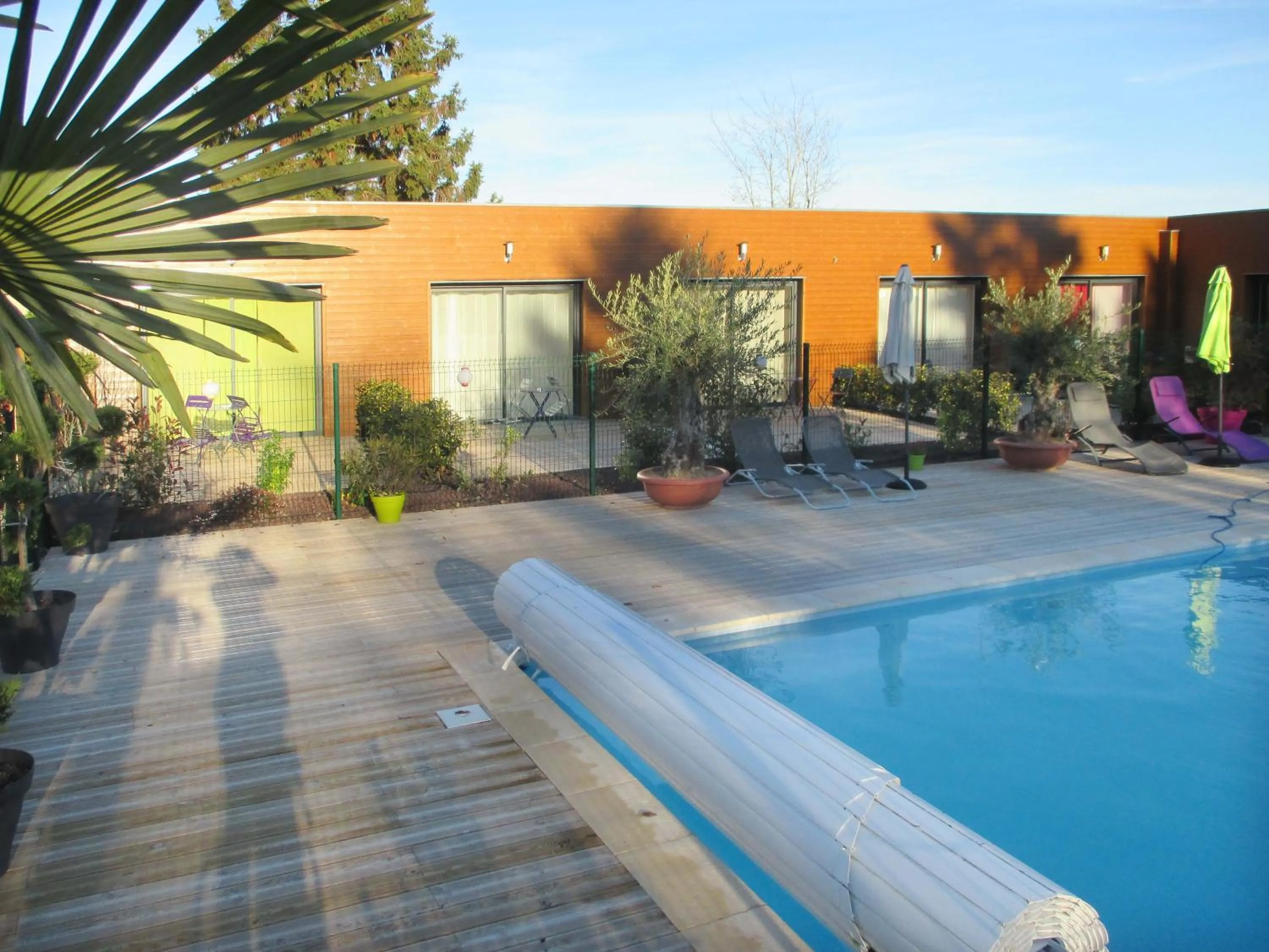 Property building in Les Abris Du Château
