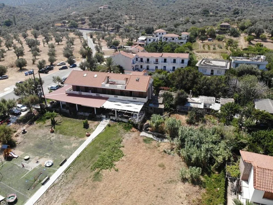 Property building in Aigeiros Apartments & restaurant