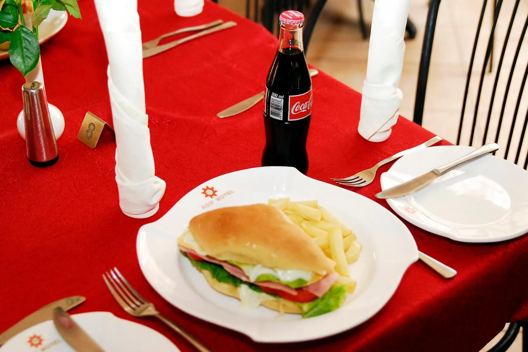 Restaurant/places to eat in Agip Motel Mbarara