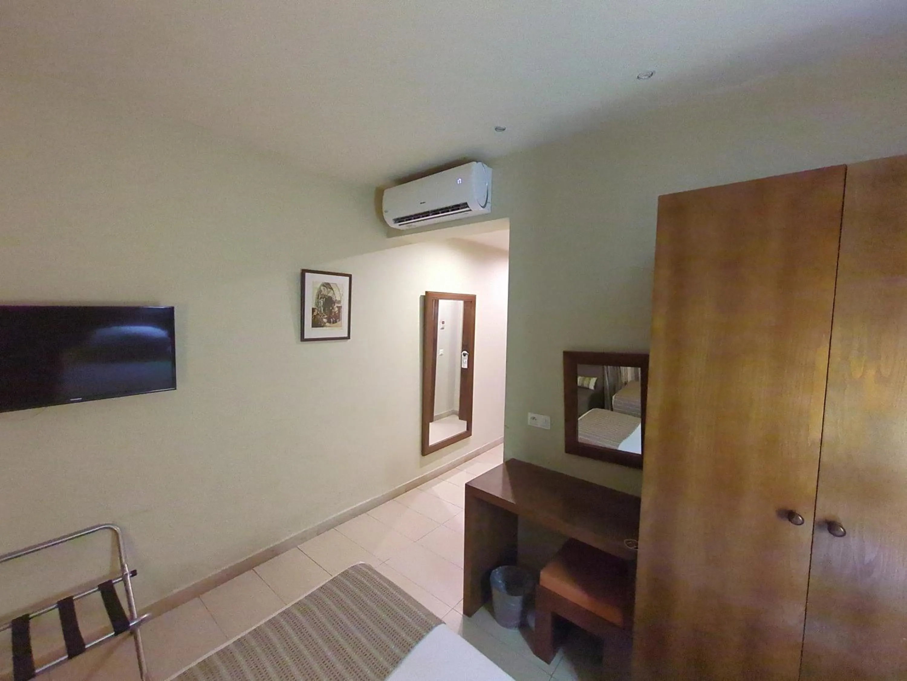 Bed in Hôtel Résidence Le Consul