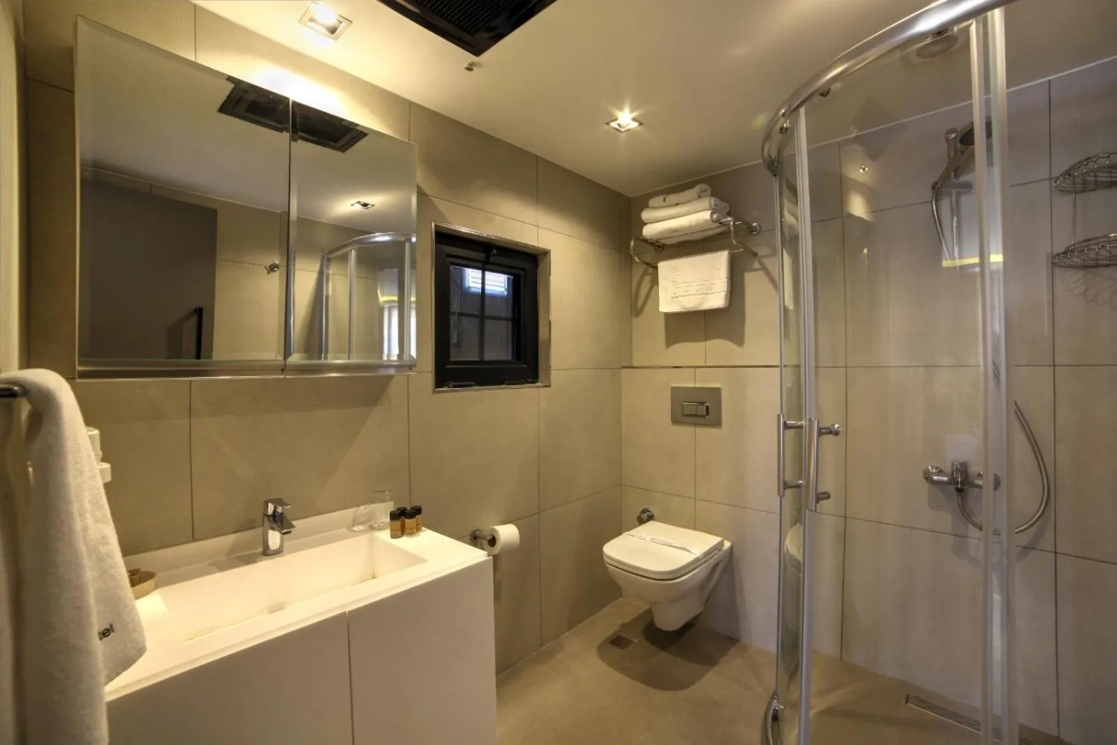 Toilet in The Capital Suites