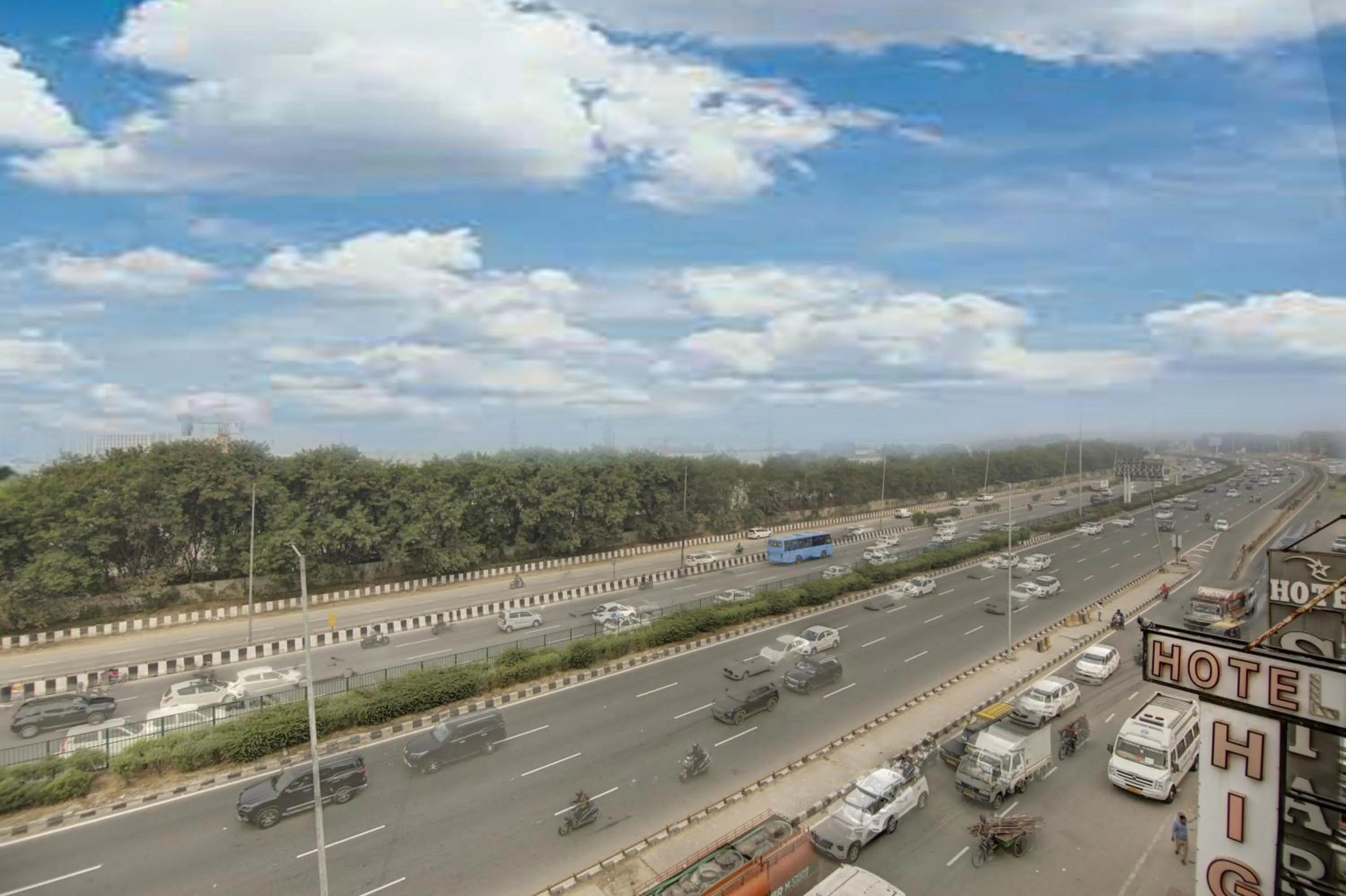 City view in Hotel DELHI 37 by STAR GROUP